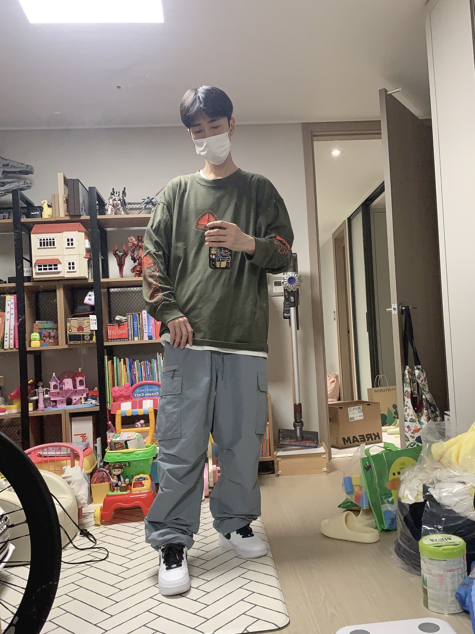 Nike NRG ACG Seasonal Lungs Long Sleeve T-Shirt Cargo Khaki - US/EU, Nike Air Force 1 '07 White Black 착용 스타일 - 2