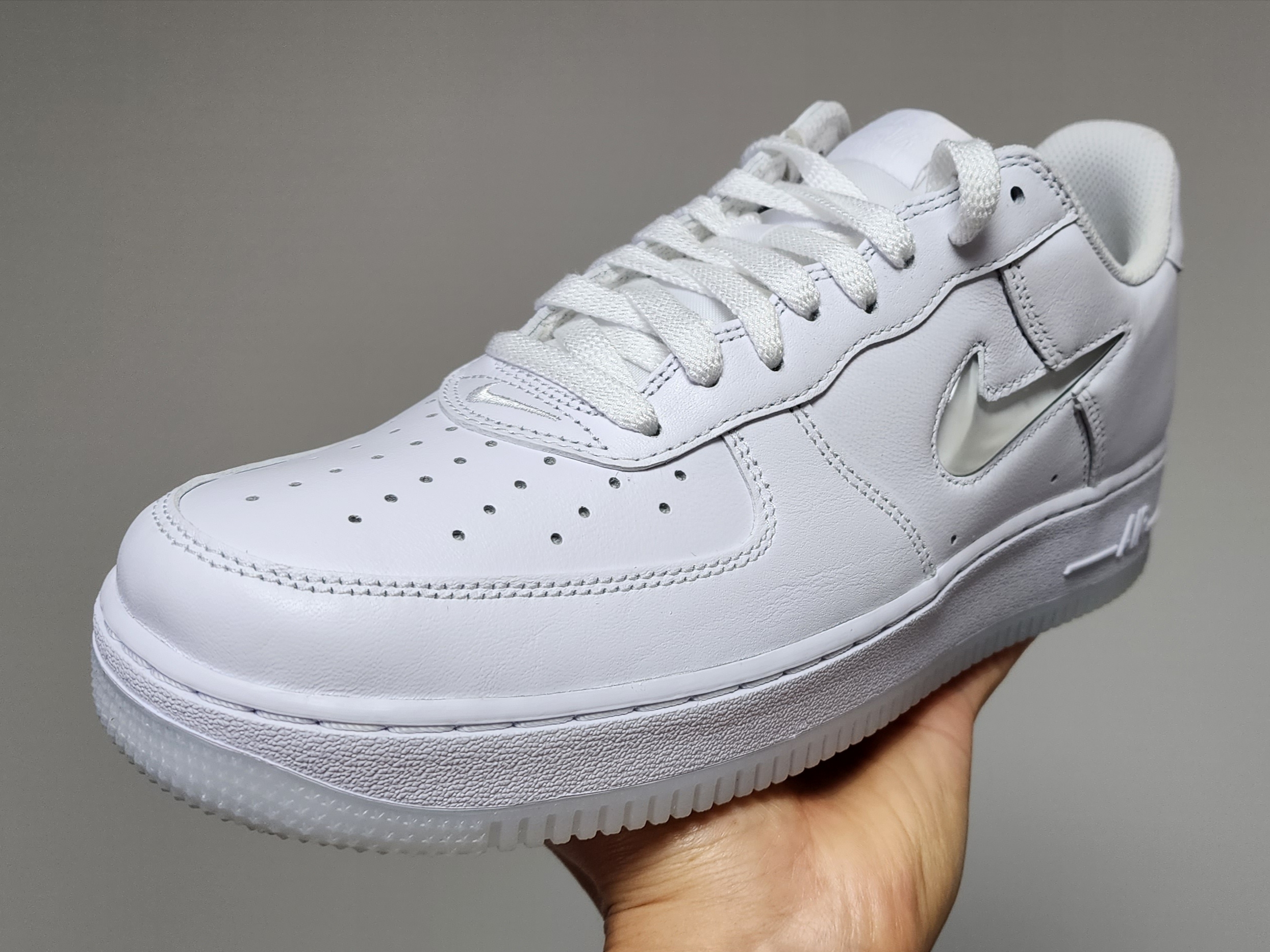 Nike Air Force 1 Low Color of The Month White Jewel 착용 스타일