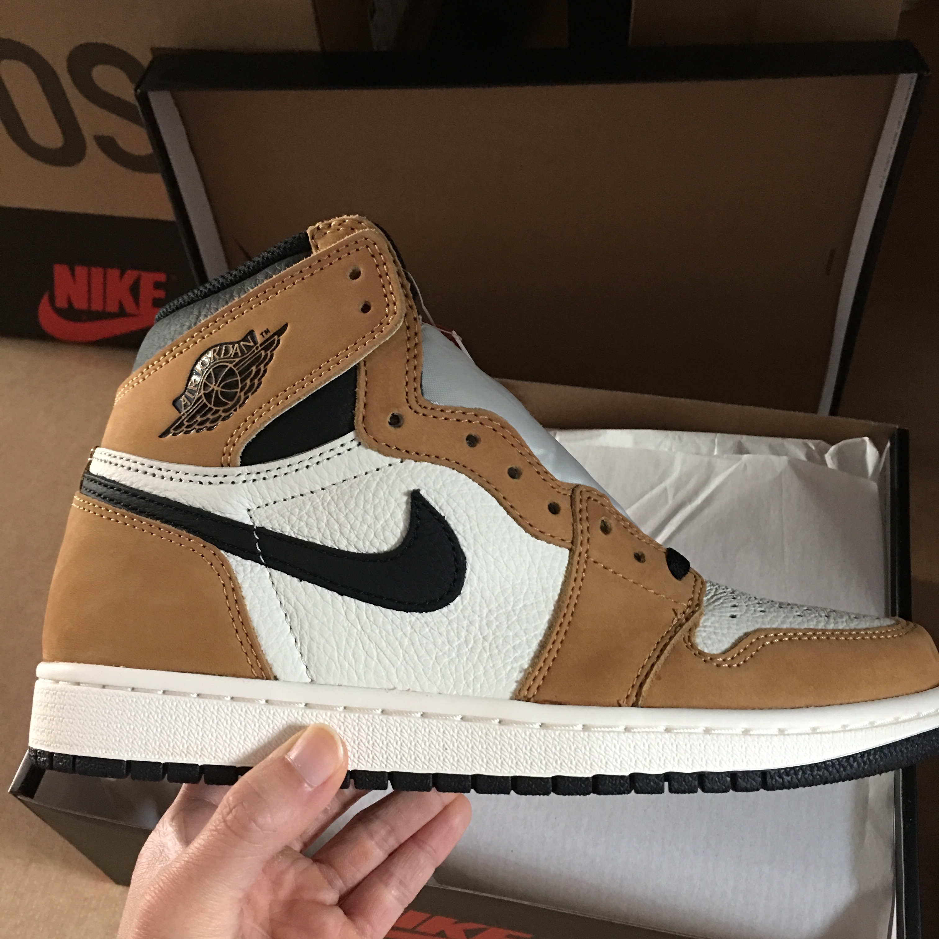 Jordan 1 Retro High Rookie of the Year 착용 스타일