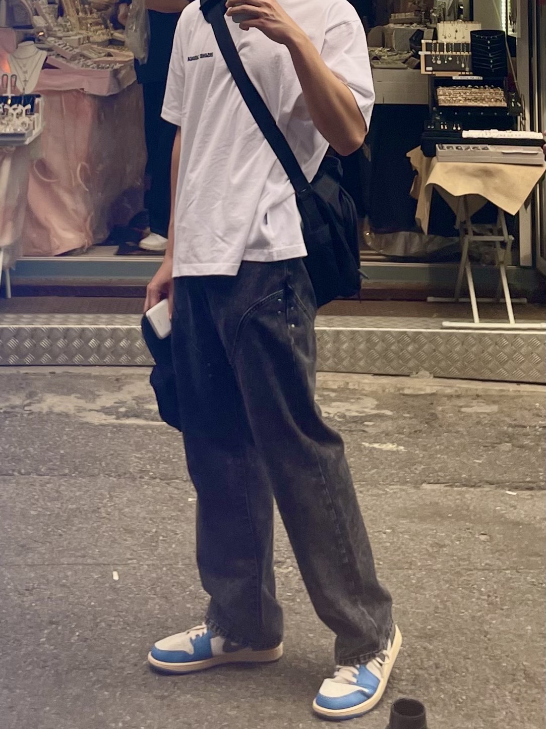 Jordan 1 Low SE Tokyo 96 착용 스타일 - 2