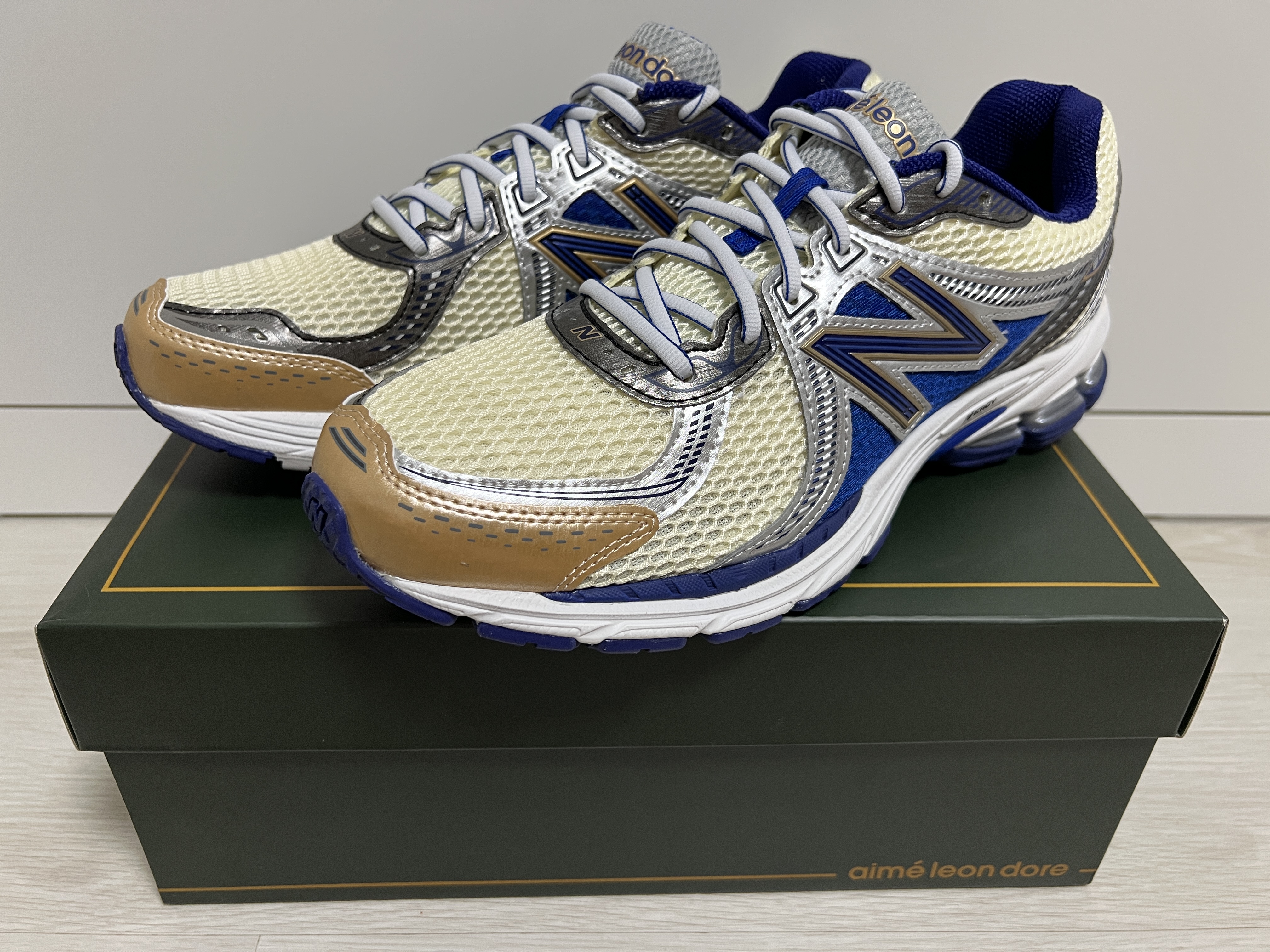 New Balance x Aime Leon Dore 860v2 Blue 착용 스타일