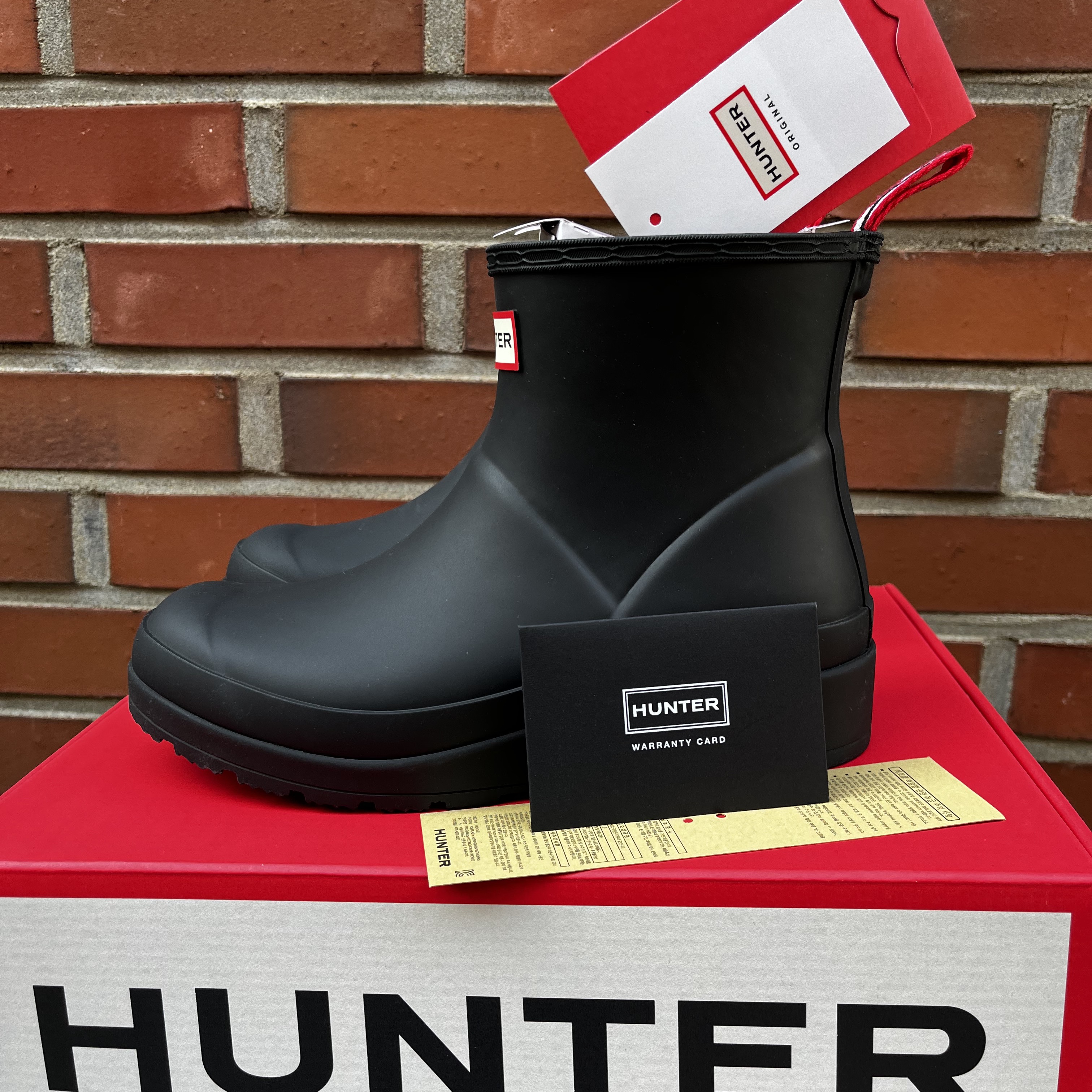 (W) Hunter Play Short Wellington Boots Arctic Moss, (W) Hunter Play Short Rain Boots Black 착용 스타일 - 2