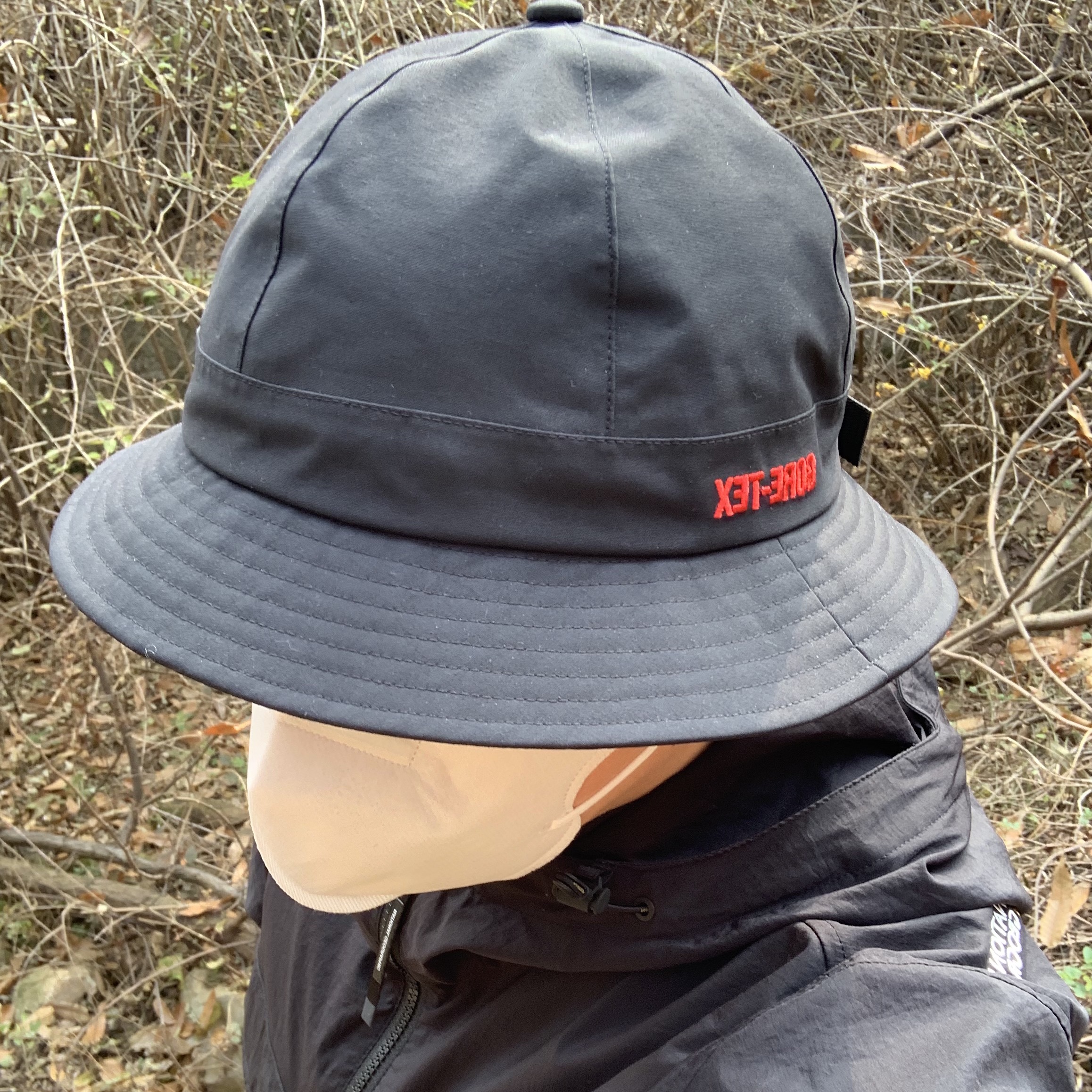 Supreme Gore-Tex Bell Hat Black - 21SS 착용 스타일