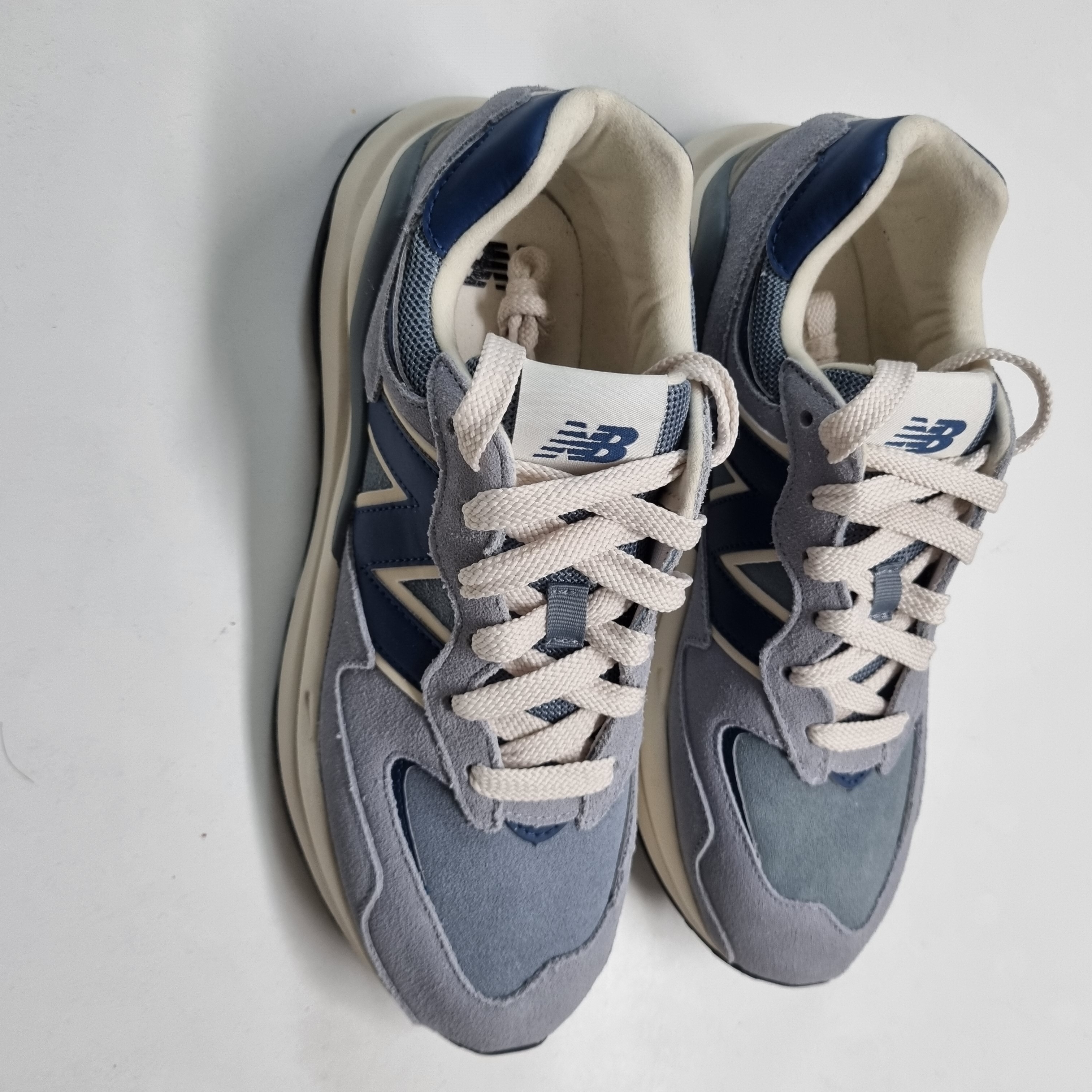(W) New Balance 5740 Eclipse 착용 스타일 - 3