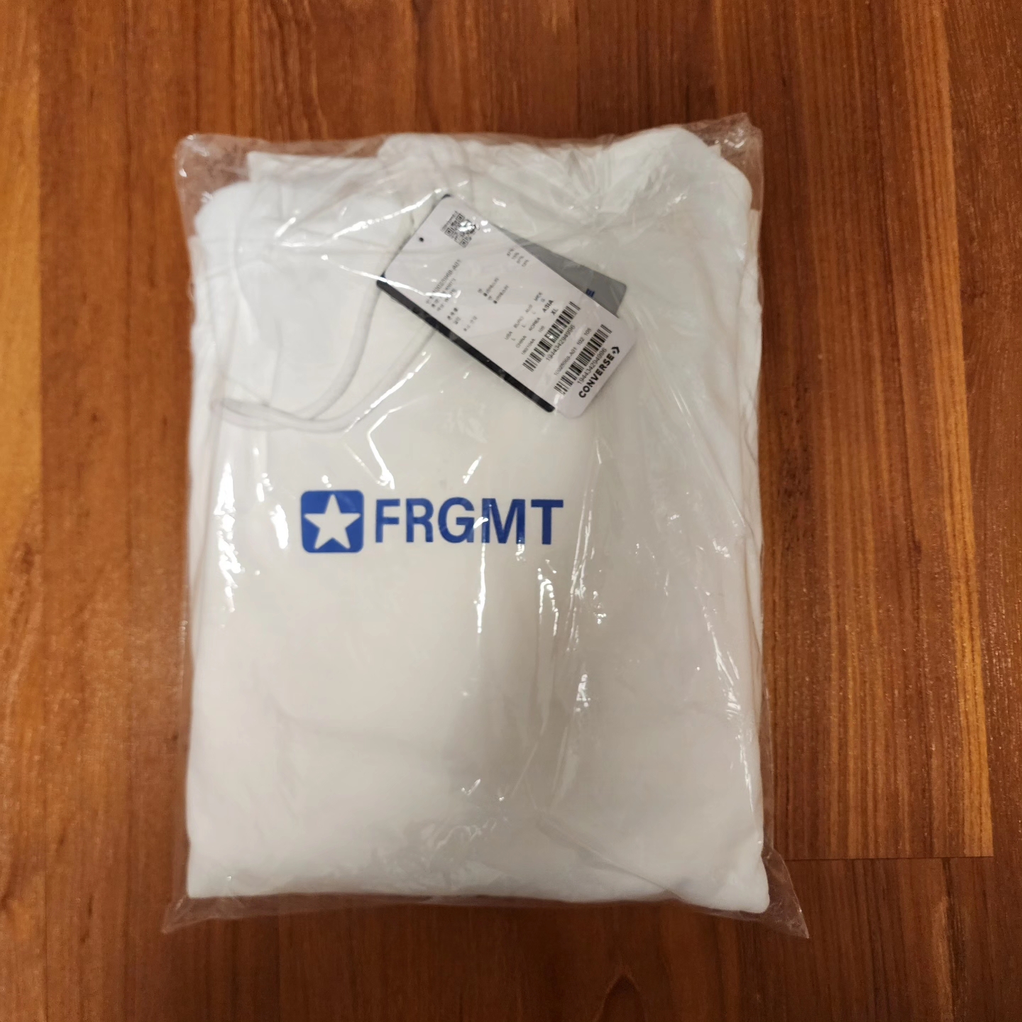 Converse x Fragment Hoodie White 착용 스타일 - 3