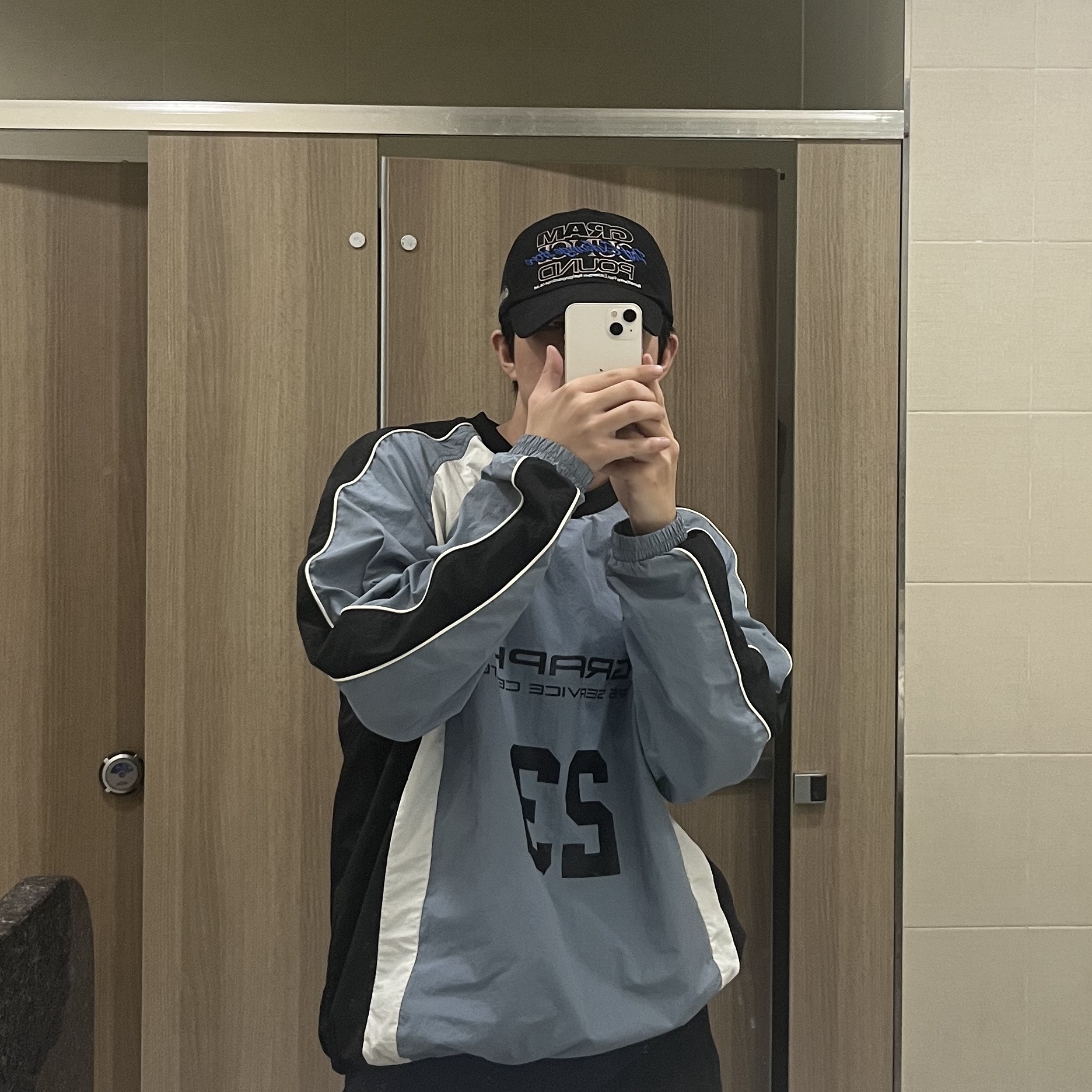 보스 QC45 트리플 블랙 (국내 정식 발매 제품), 구찌 더블 G 링 실버 착용 스타일 - 2