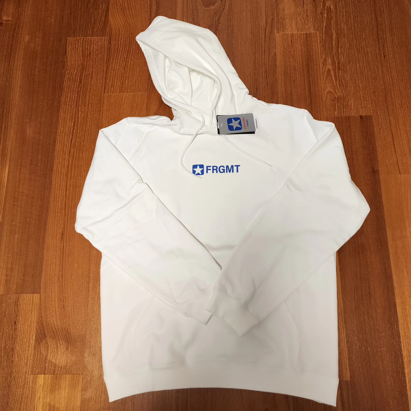 Converse x Fragment Hoodie White 착용 스타일 - 1