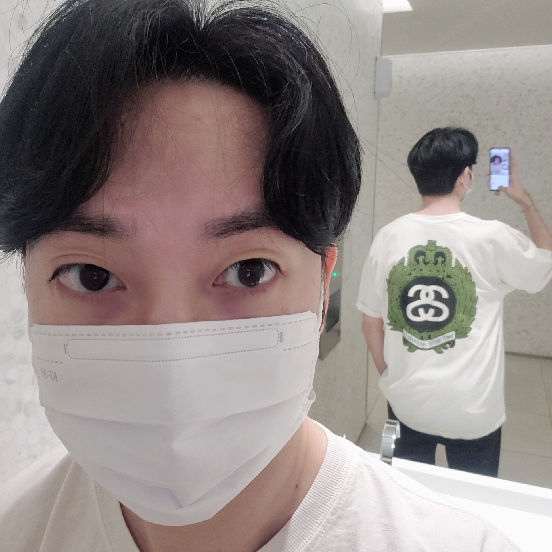 Stussy Crown Wreath Pigment Dyed T-Shirt Natural 착용 스타일 - 1