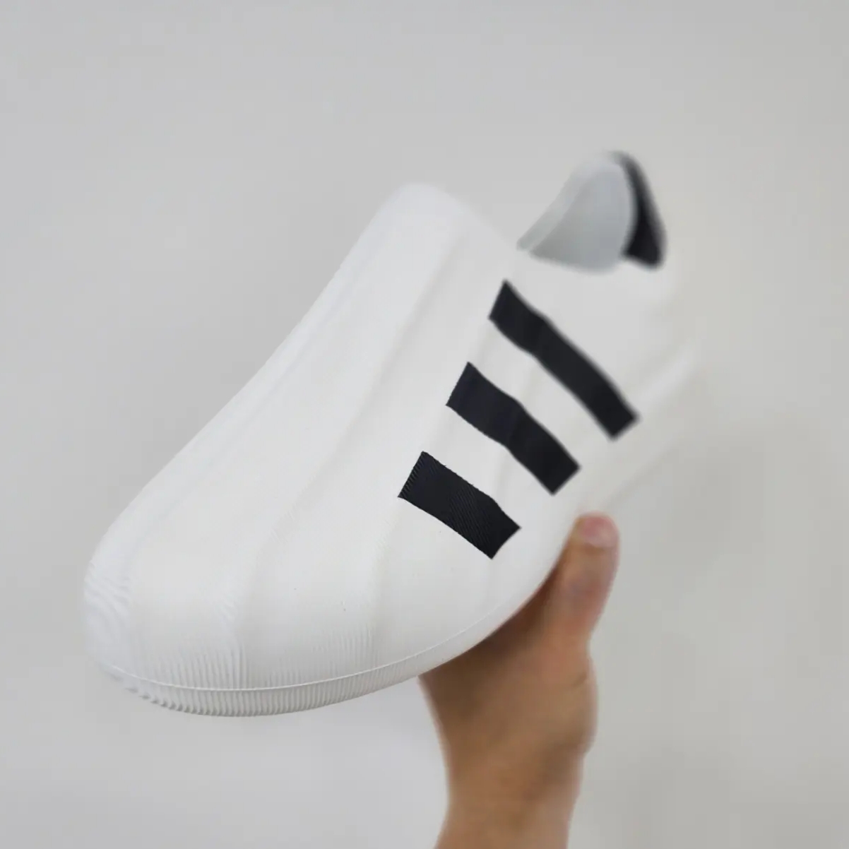 Adidas Adifom Superstar Core White 착용 스타일 - 1