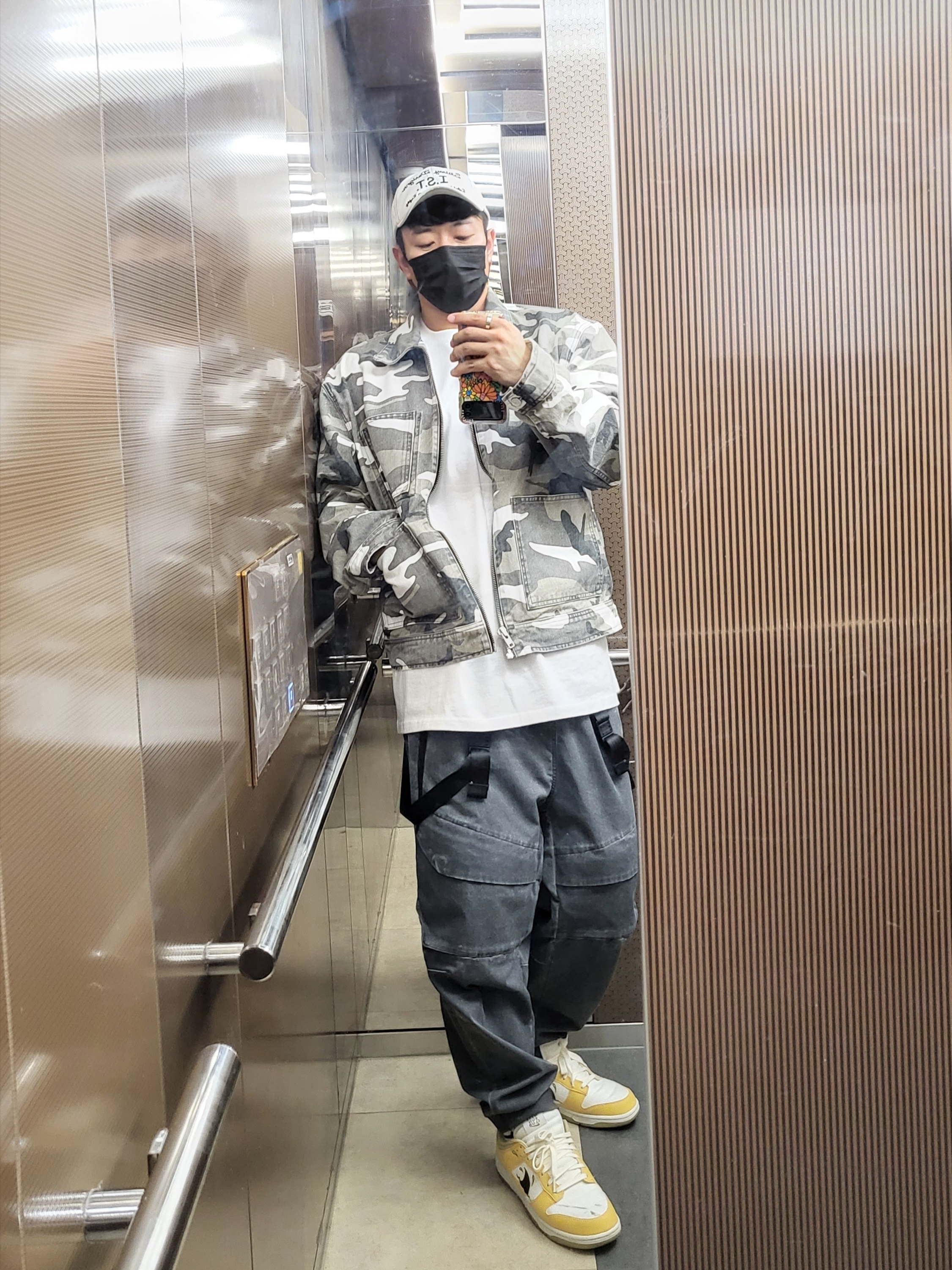 Stussy Ist Low Pro Cap White, Nike Dunk Low Retro SE Next Nature Nike Sun Club 착용 스타일