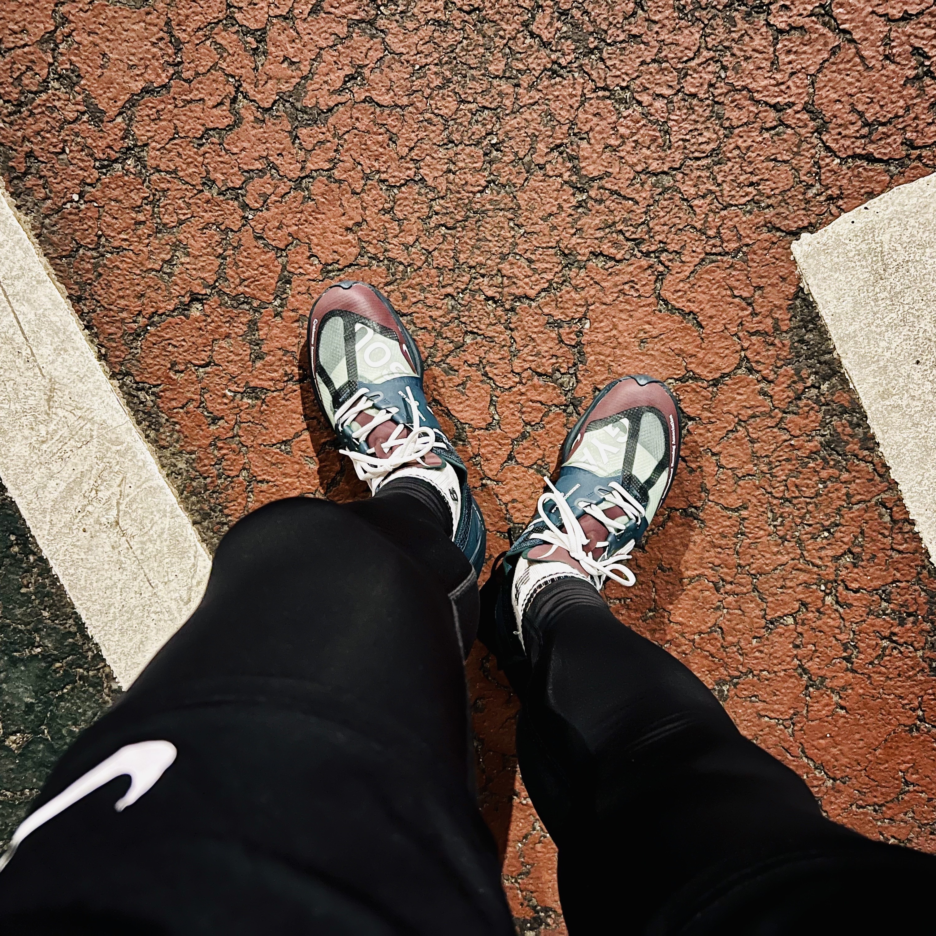 Nike x Undercover Gyakusou ZoomX VaporFly Next% Midnight Spruce 착용 스타일 - 4