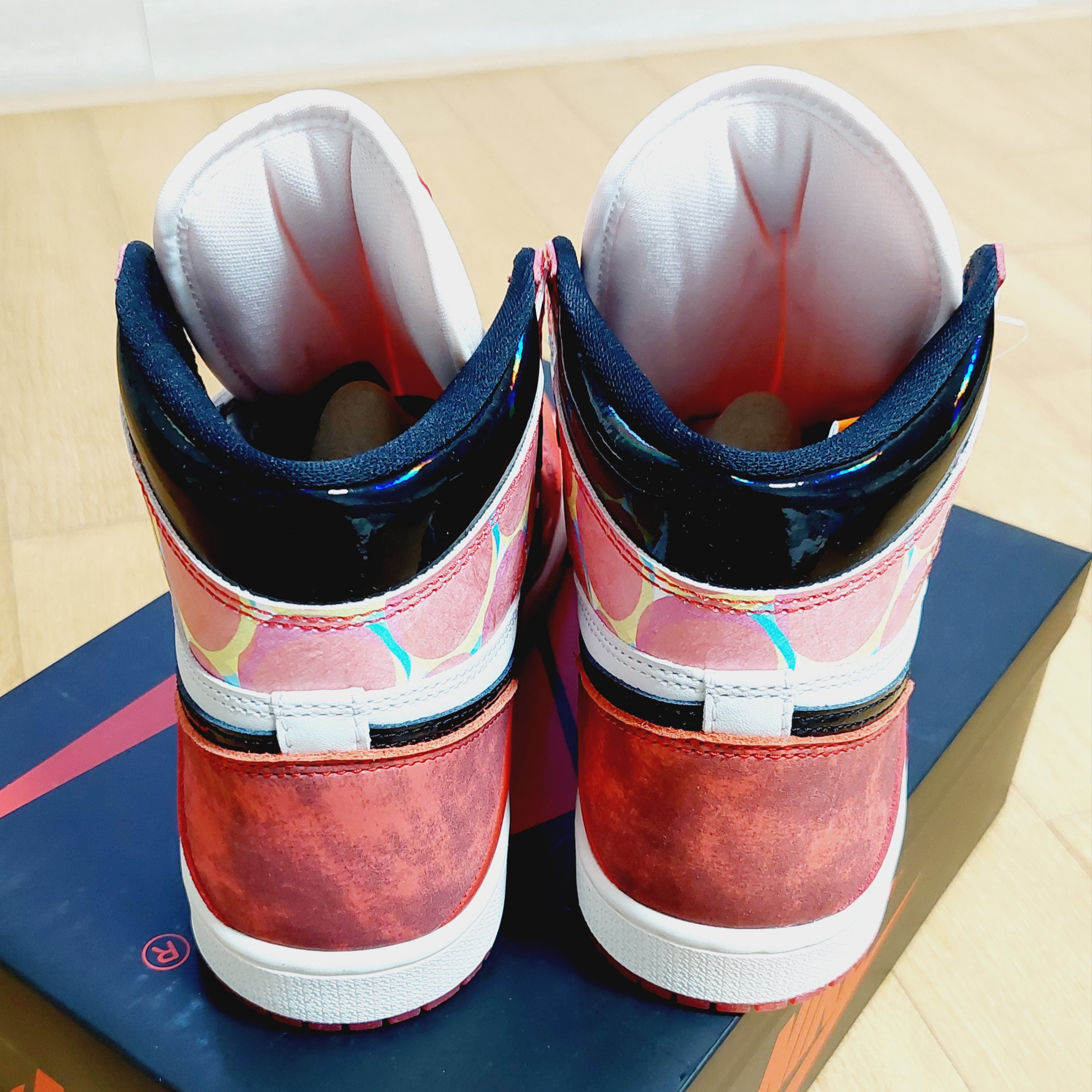 Jordan 1 Retro High Spider-Man Next Chapter 착용 스타일 - 4
