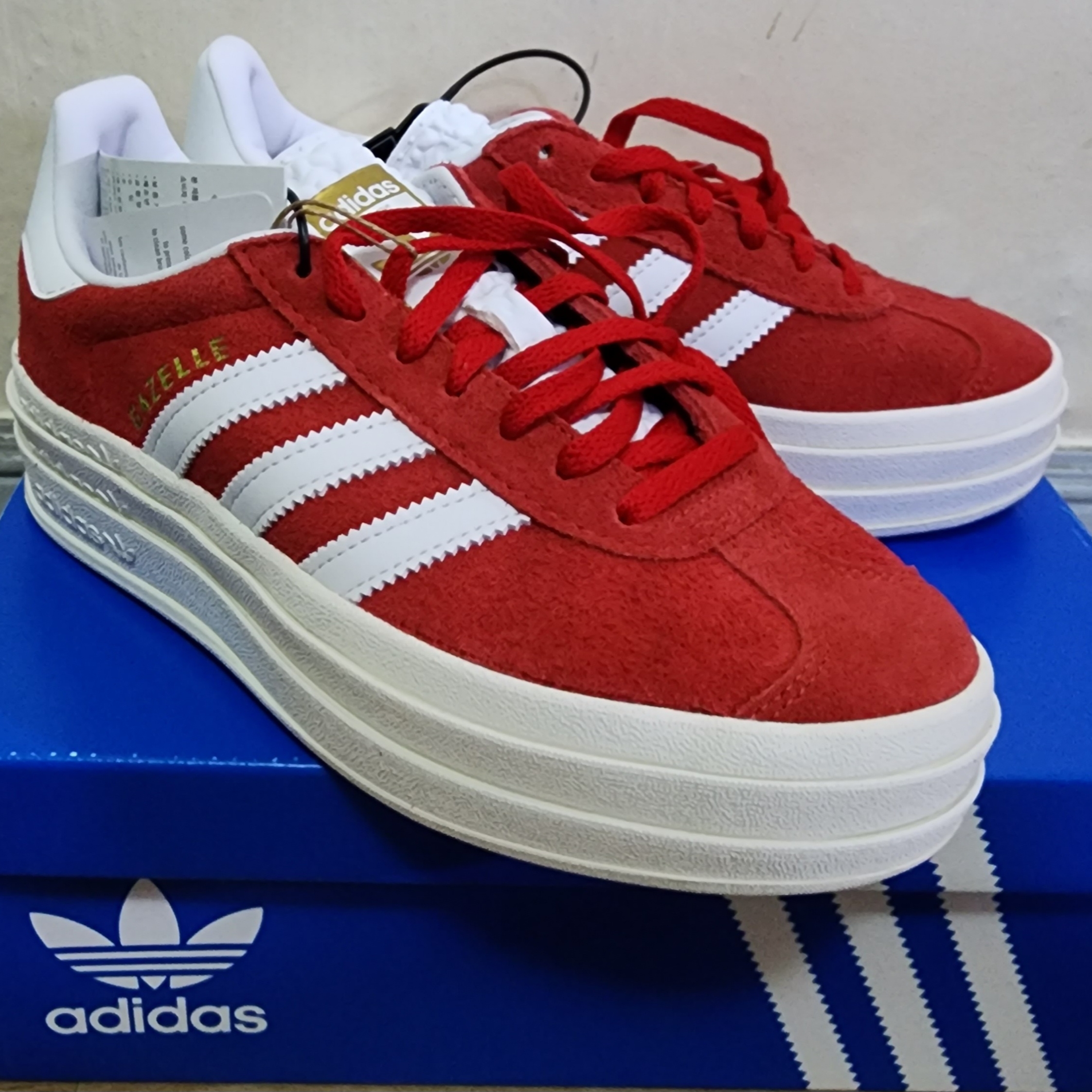 (W) Adidas Gazelle Bold Red White 착용 스타일