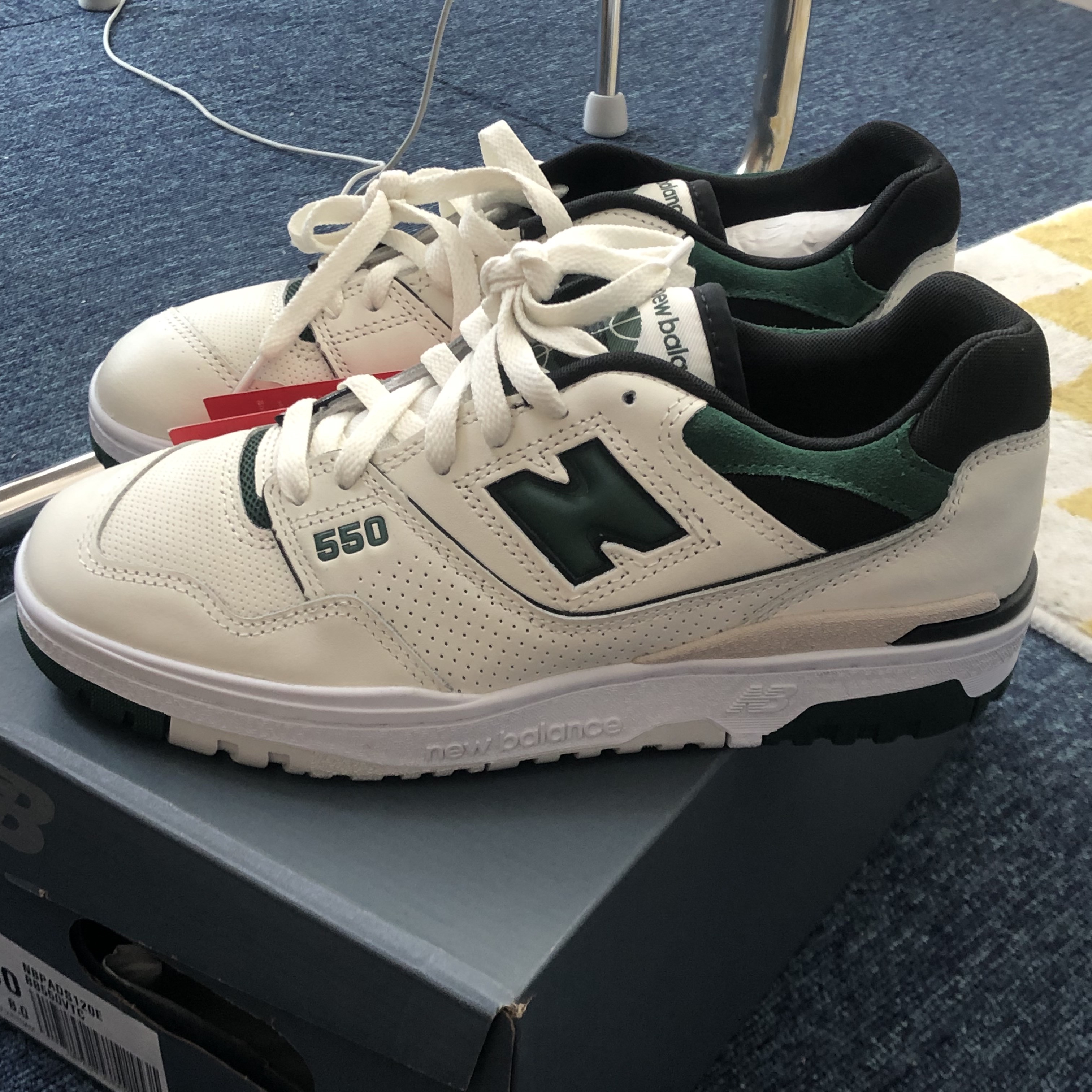 New Balance 550 Sea Salt Green - 2E Wide 착용 스타일