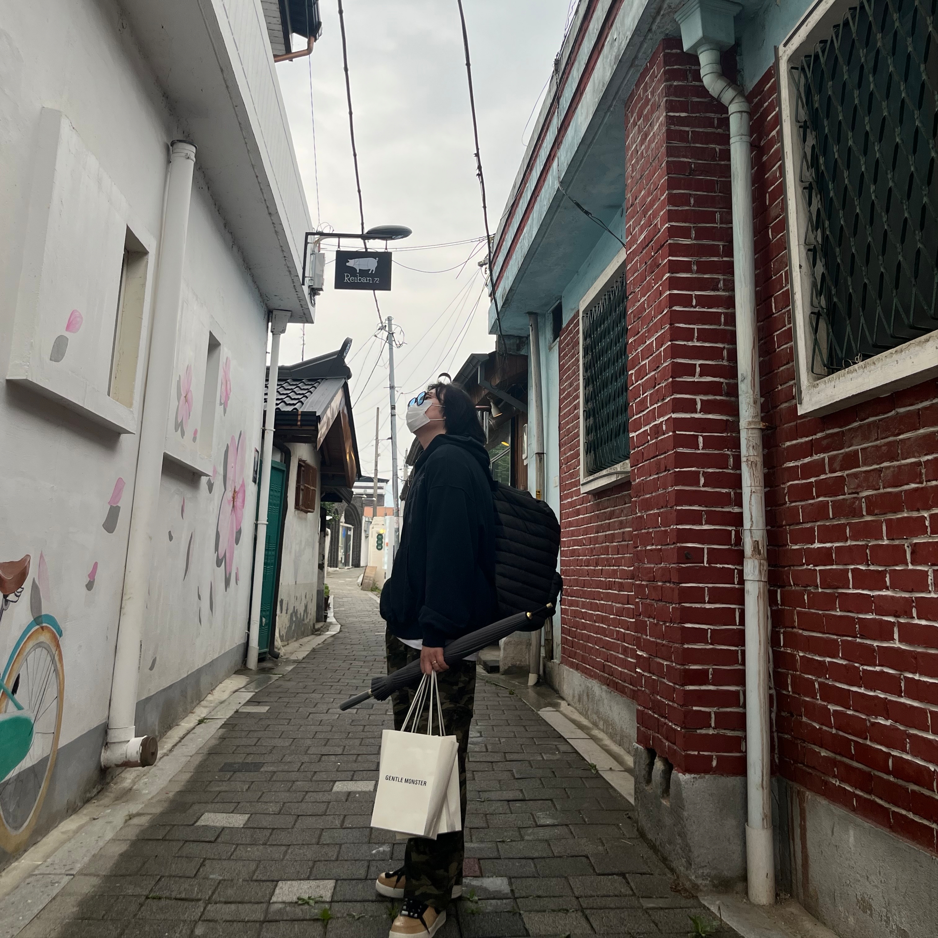 Supreme Puffer Backpack Black - 22FW 착용 스타일 - 3