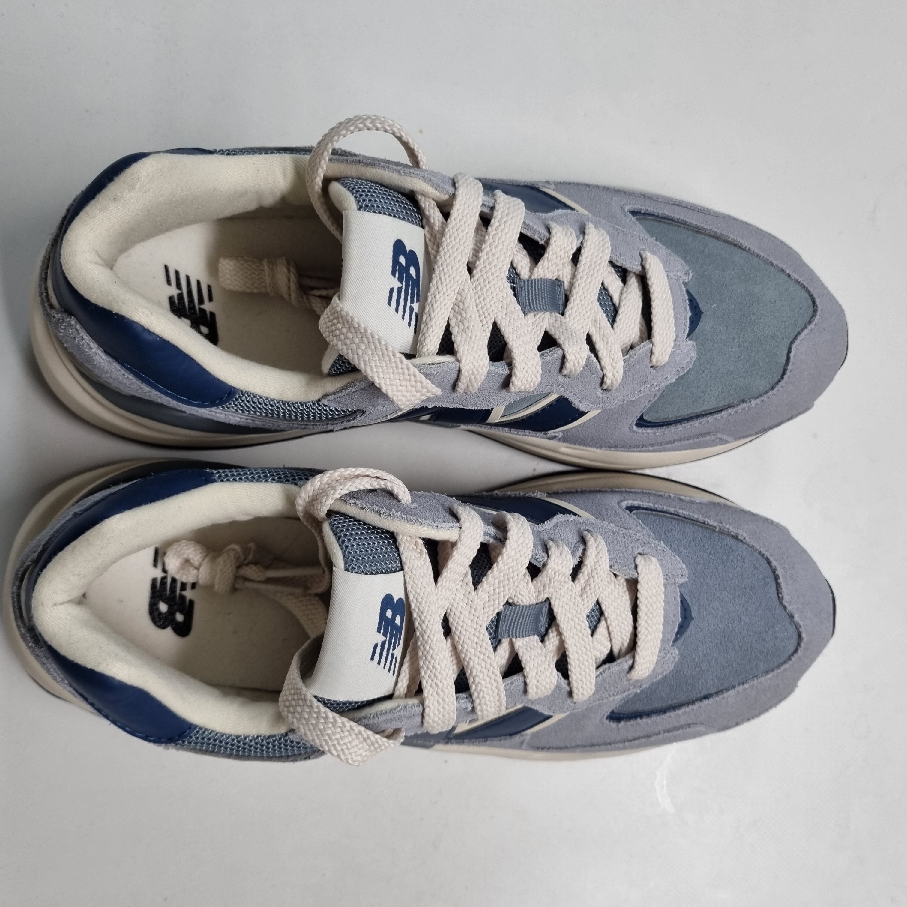 (W) New Balance 5740 Eclipse 착용 스타일 - 2