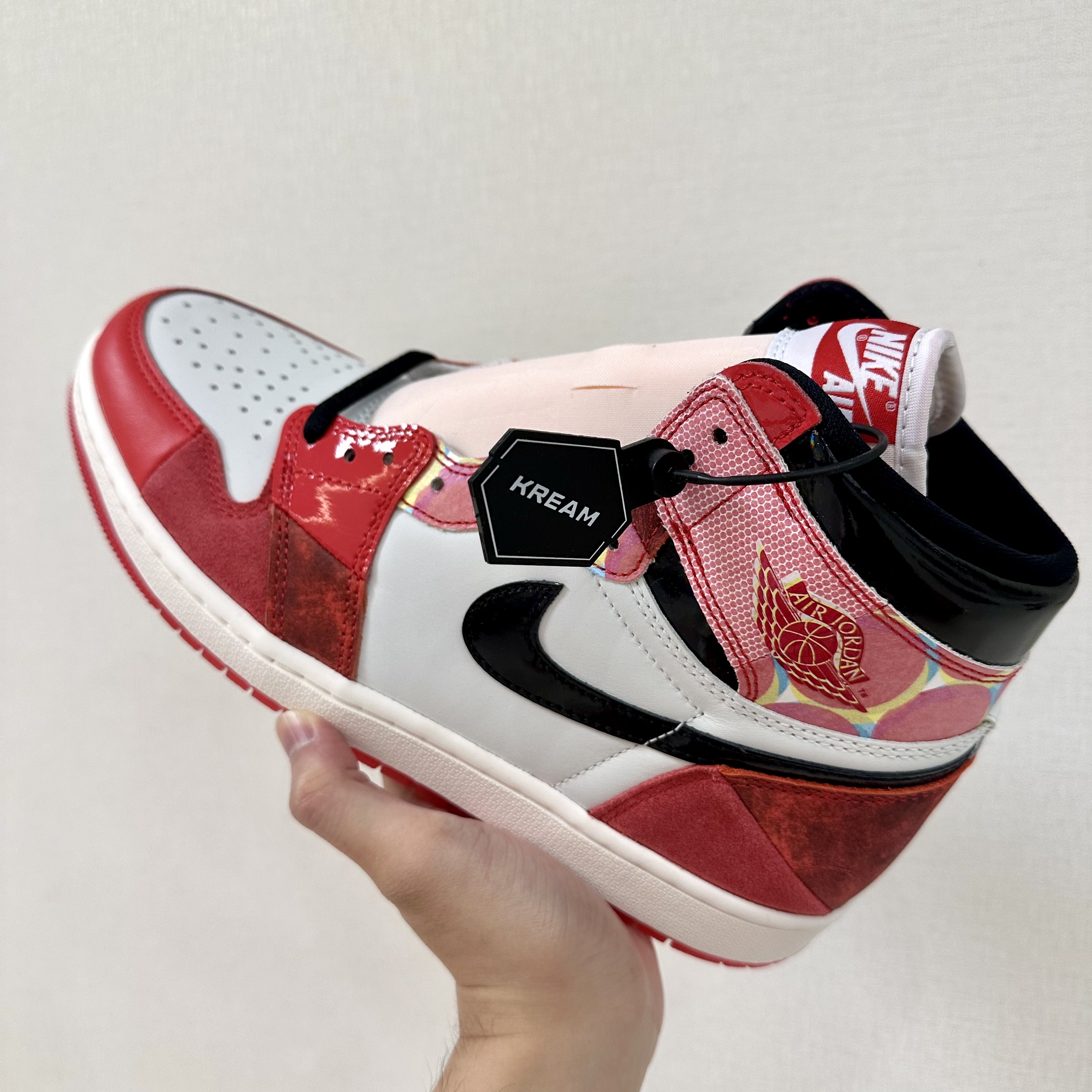 Jordan 1 Retro High Spider-Man Next Chapter 착용 스타일