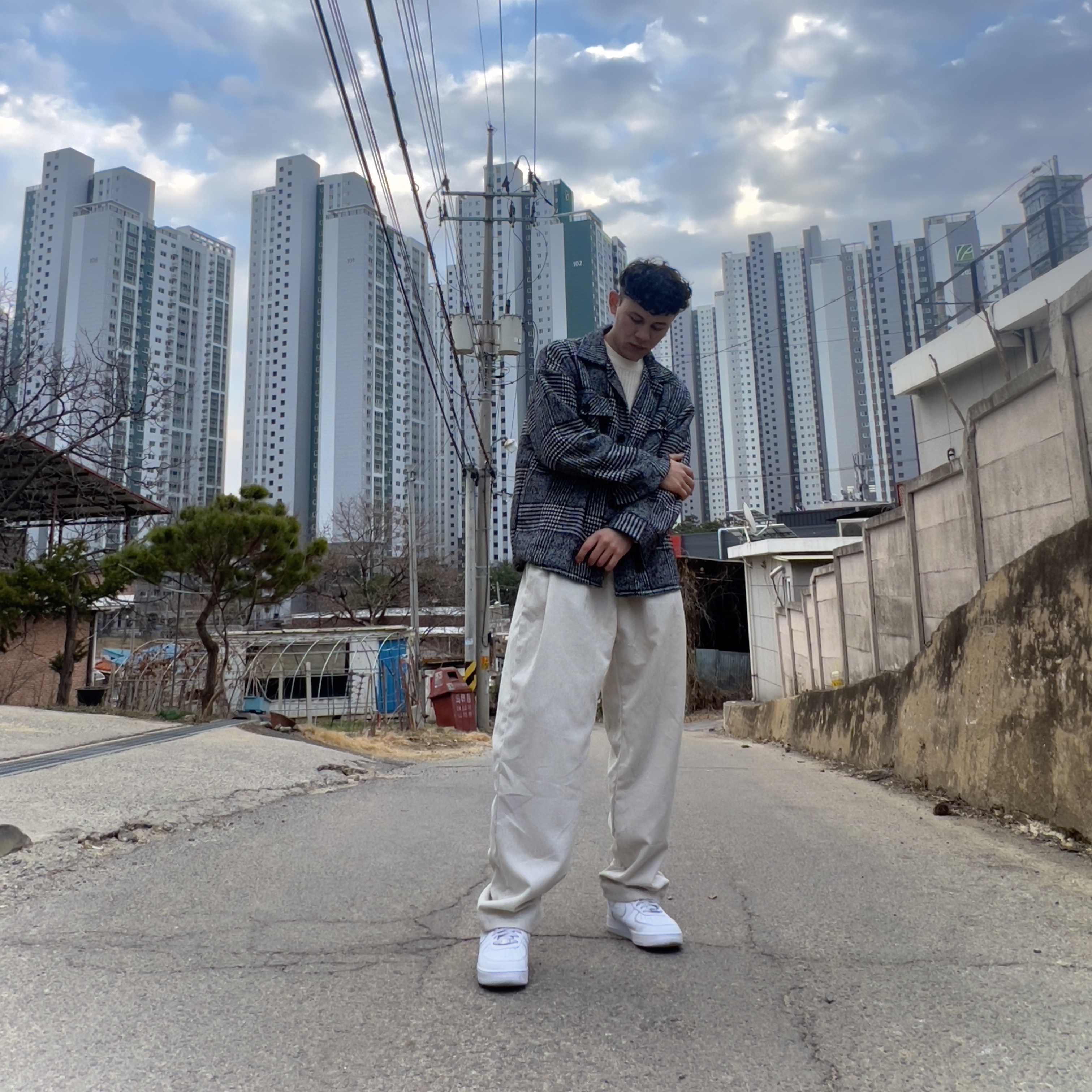 Nike Air Force 1 '07 Low White 착용 스타일 - 2