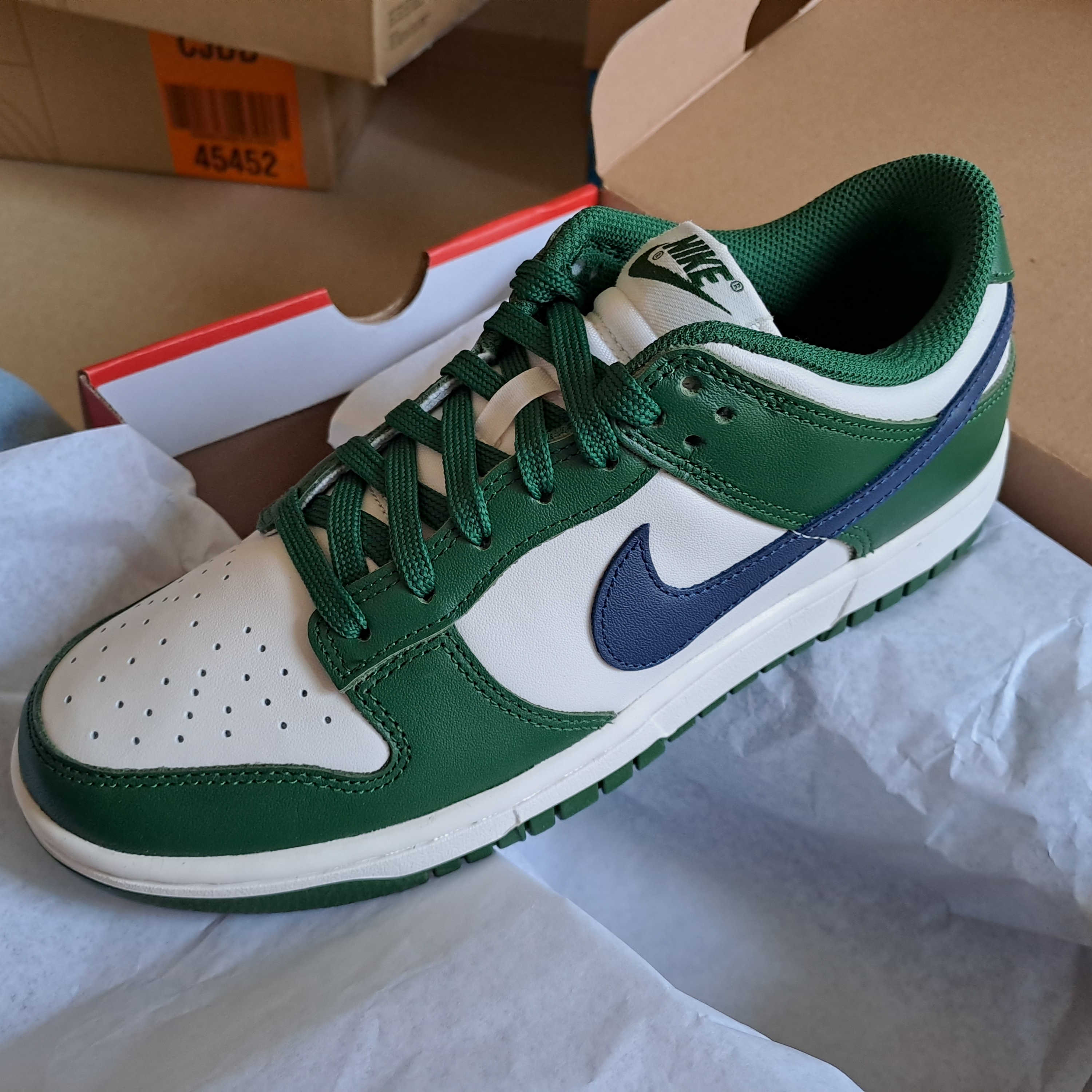(W) Nike Dunk Low Gorge Green 착용 스타일 - 2