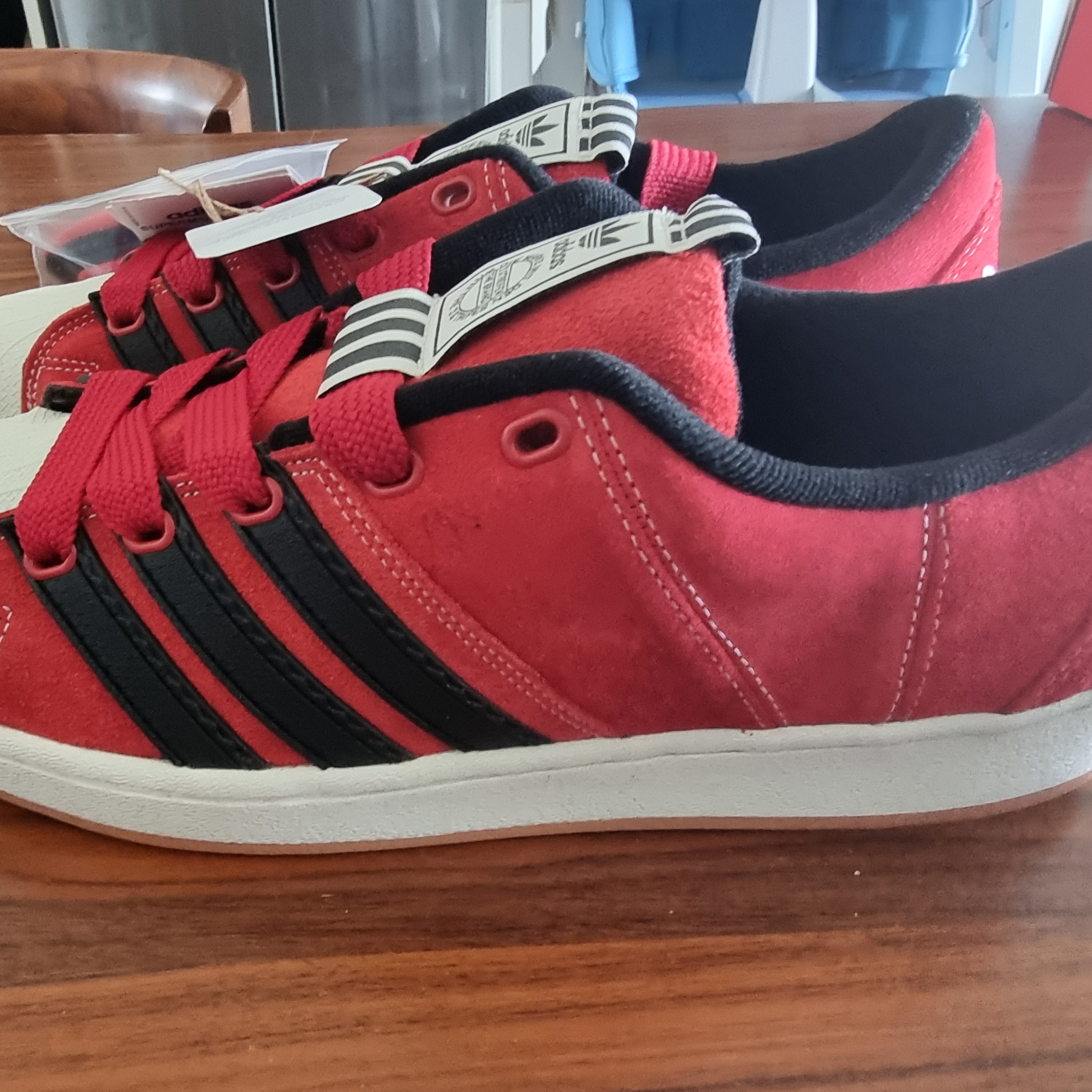 Adidas x YNuK Superstar Supermodified Power Red 착용 스타일 - 4