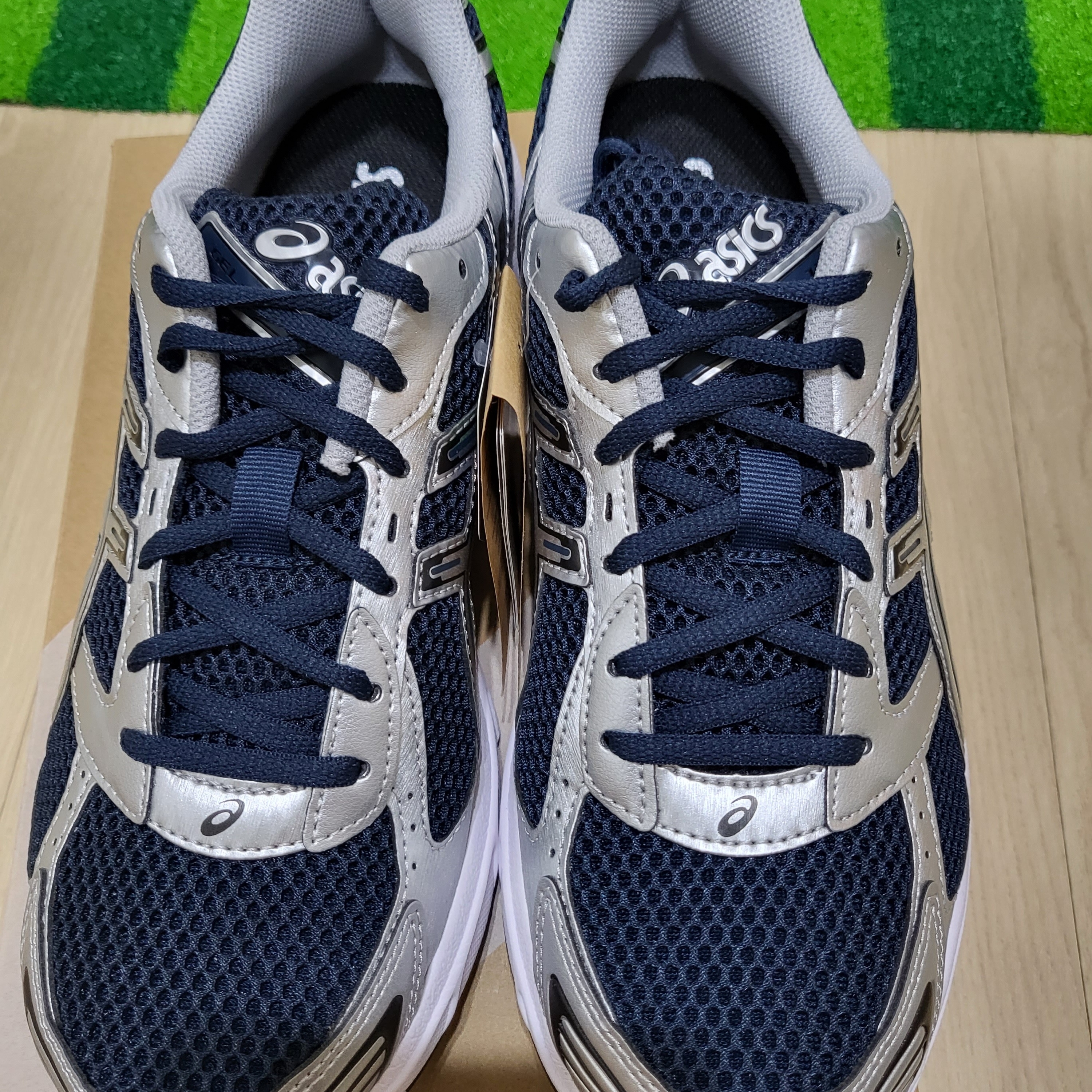 (W) Asics Gel-1130 White Midnight, Asics Gel-1130 Oyster Grey Pure Silver 착용 스타일 - 3