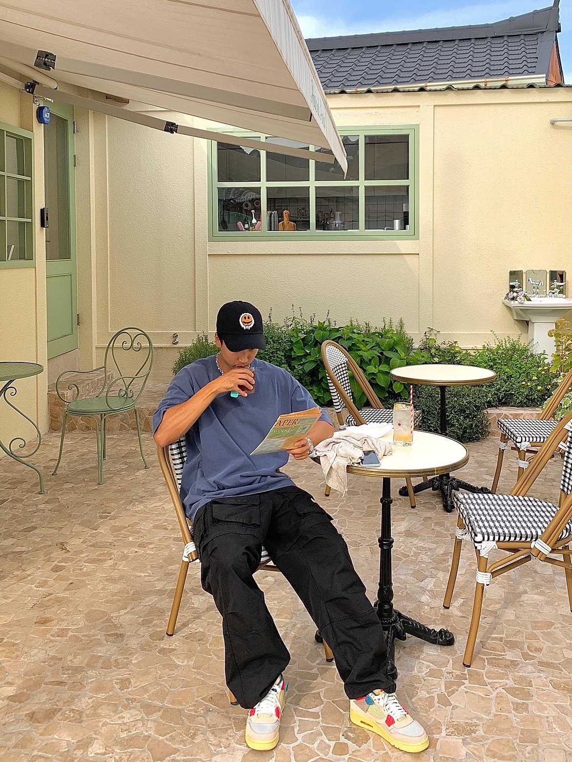 Project G/R Convertible Tactical Pants Black, Jordan 4 x Union Retro Guava Ice 착용 스타일 - 3