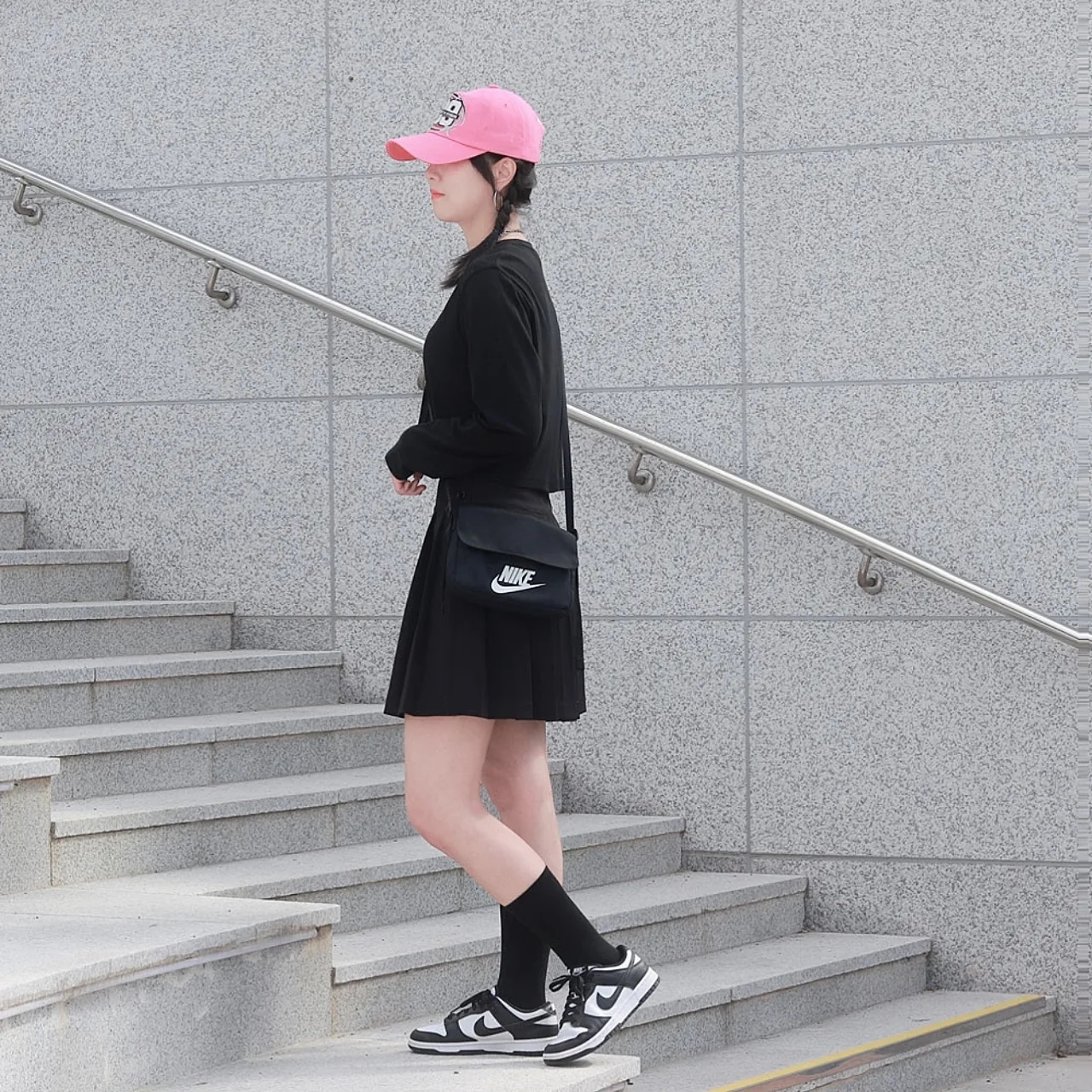 Nike Dunk Low Retro Black, (W) Nike Dunk Low Black 착용 스타일 - 1