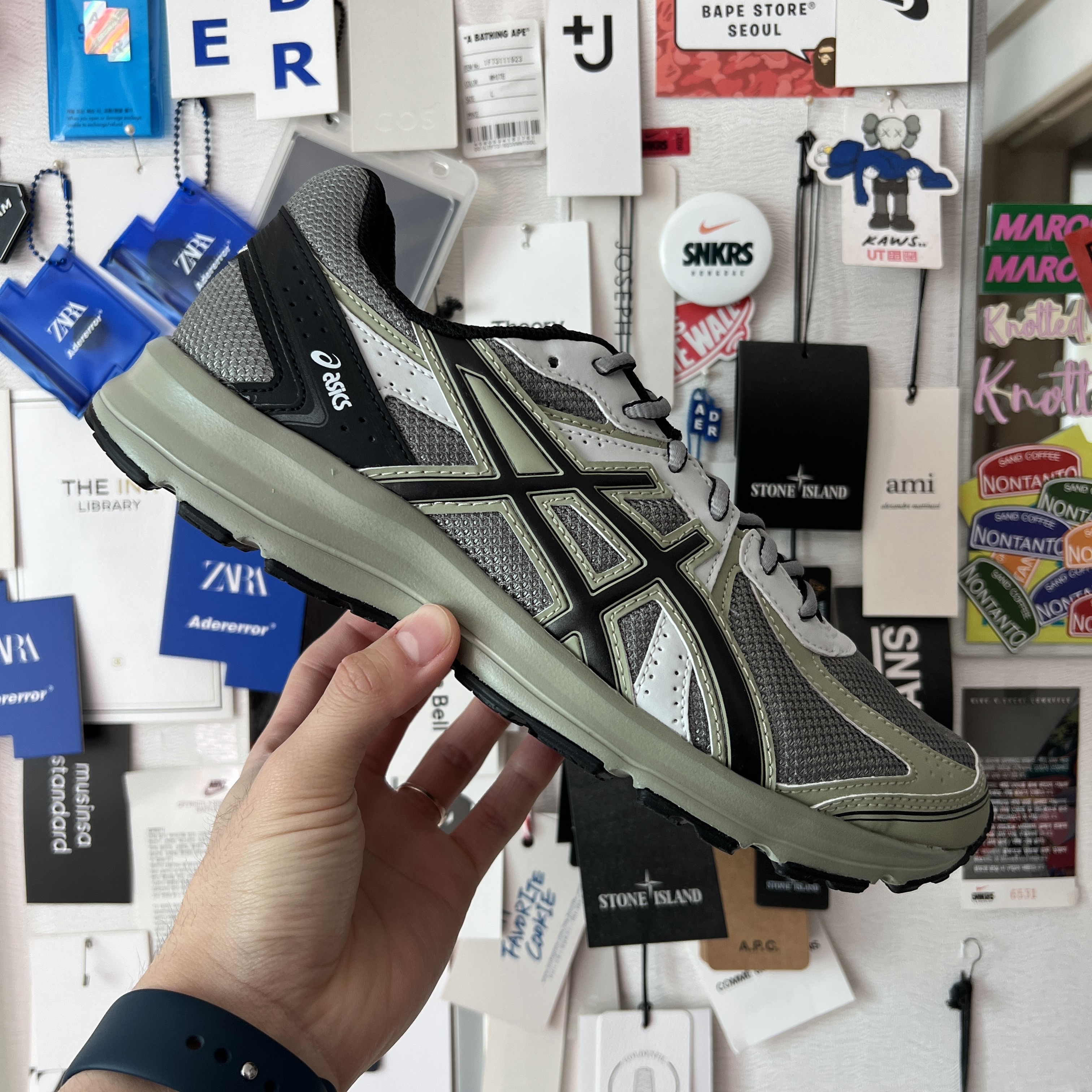 Asics Jog 100 S Sheet Rock - 2E Wide 착용 스타일