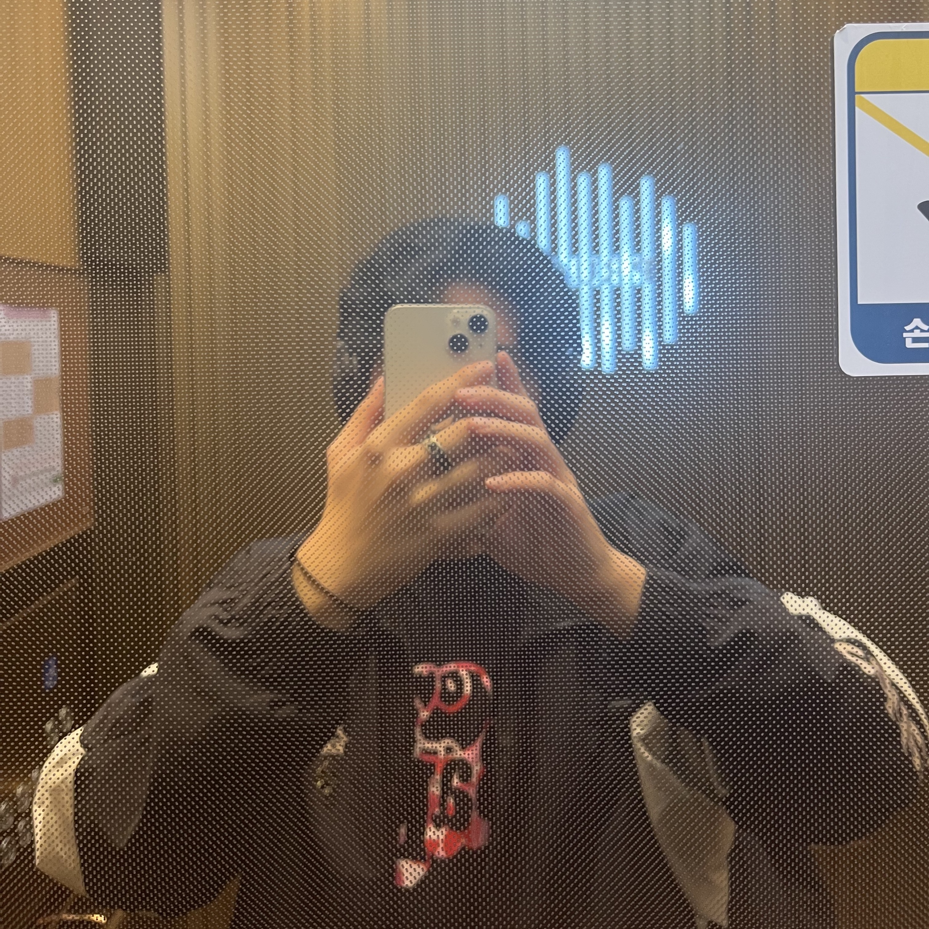 보스 QC45 트리플 블랙 (국내 정식 발매 제품), 구찌 더블 G 링 실버 착용 스타일 - 1