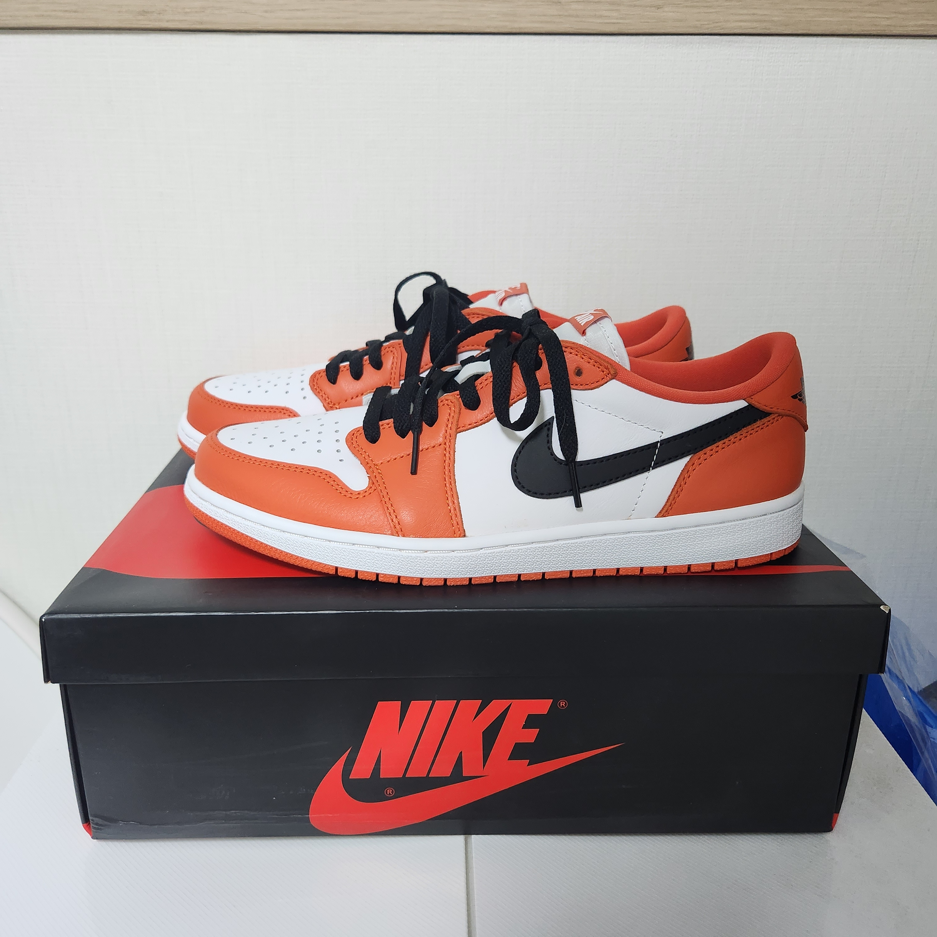 Jordan 1 Low OG Starfish 착용 스타일 - 3