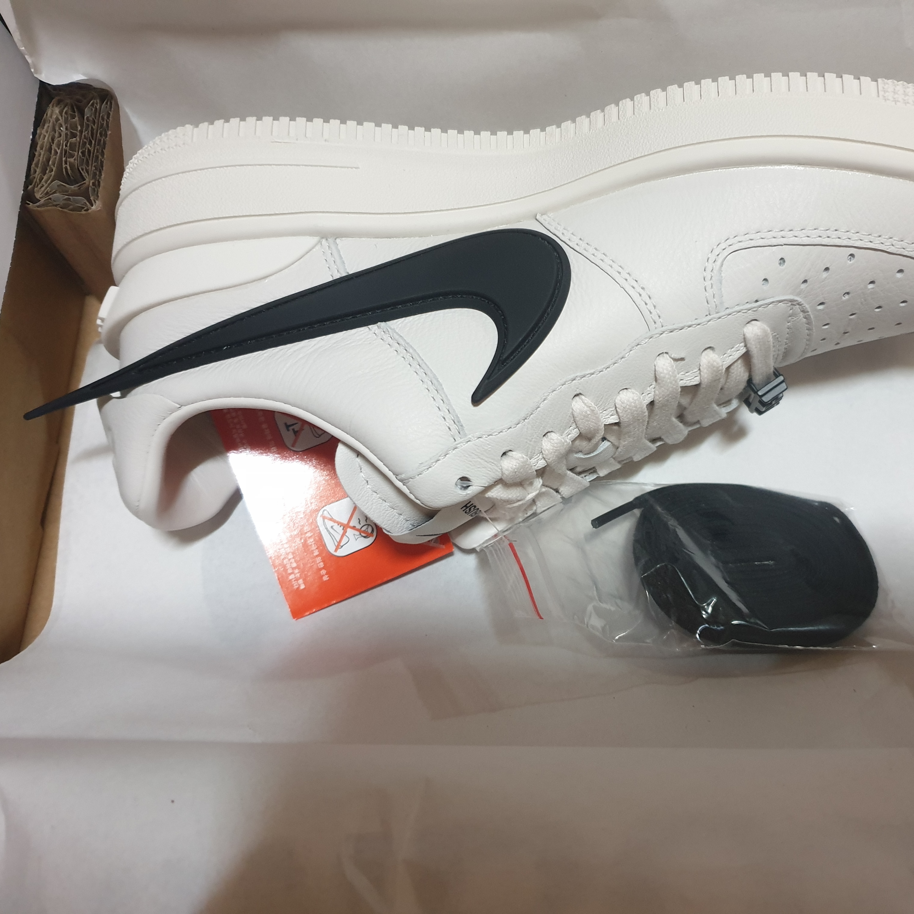 Nike x Ambush Air Force 1 Low SP Phantom 착용 스타일