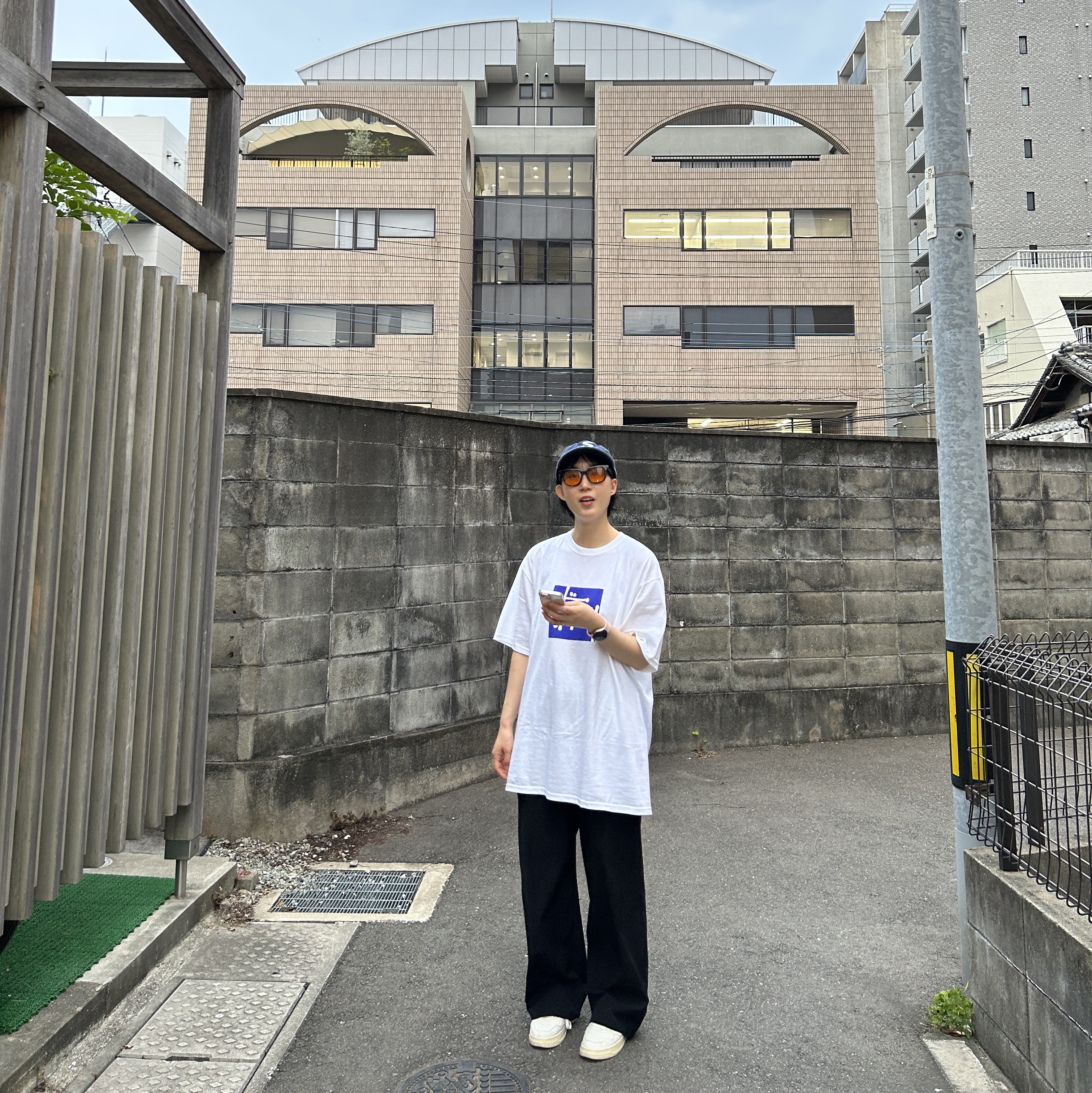 Supreme Kevlar Denim S Logo 6-Panel Indigo - 22SS, Stussy Stock Box T-Shirt White 착용 스타일 - 4