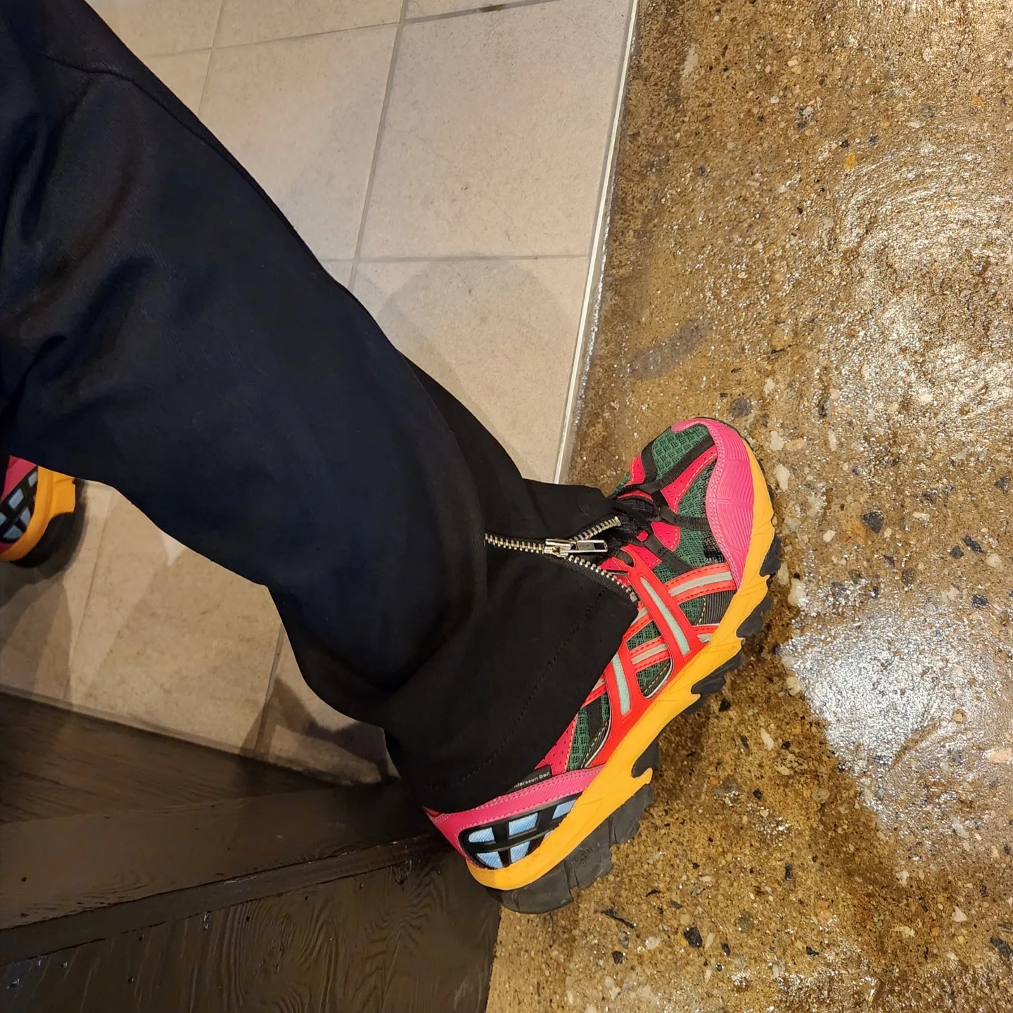 Asics x Andersson Bell Gel-Sonoma 15-50 Bright Rose Evergreen 착용 스타일