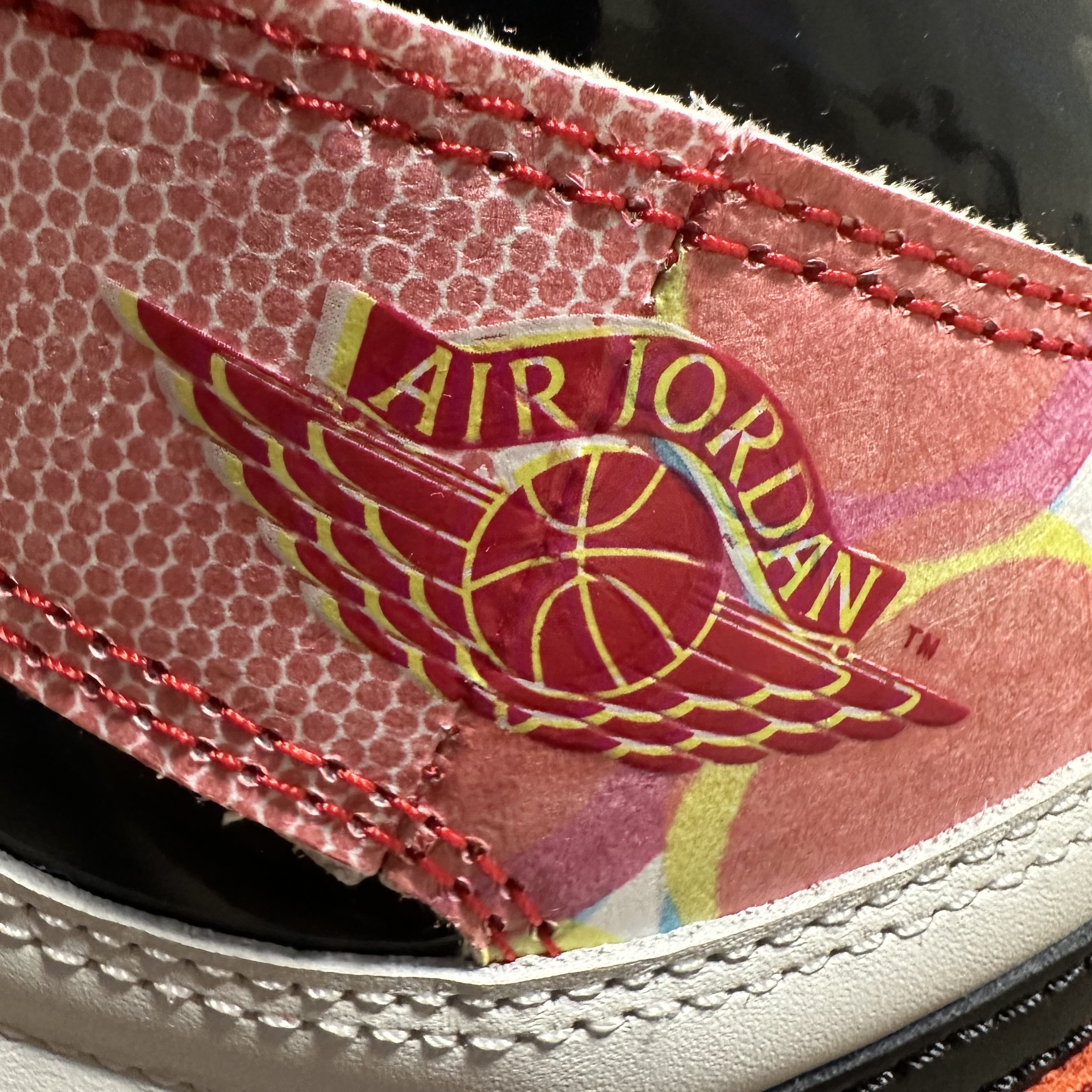 Jordan 1 Retro High Spider-Man Next Chapter 착용 스타일 - 3