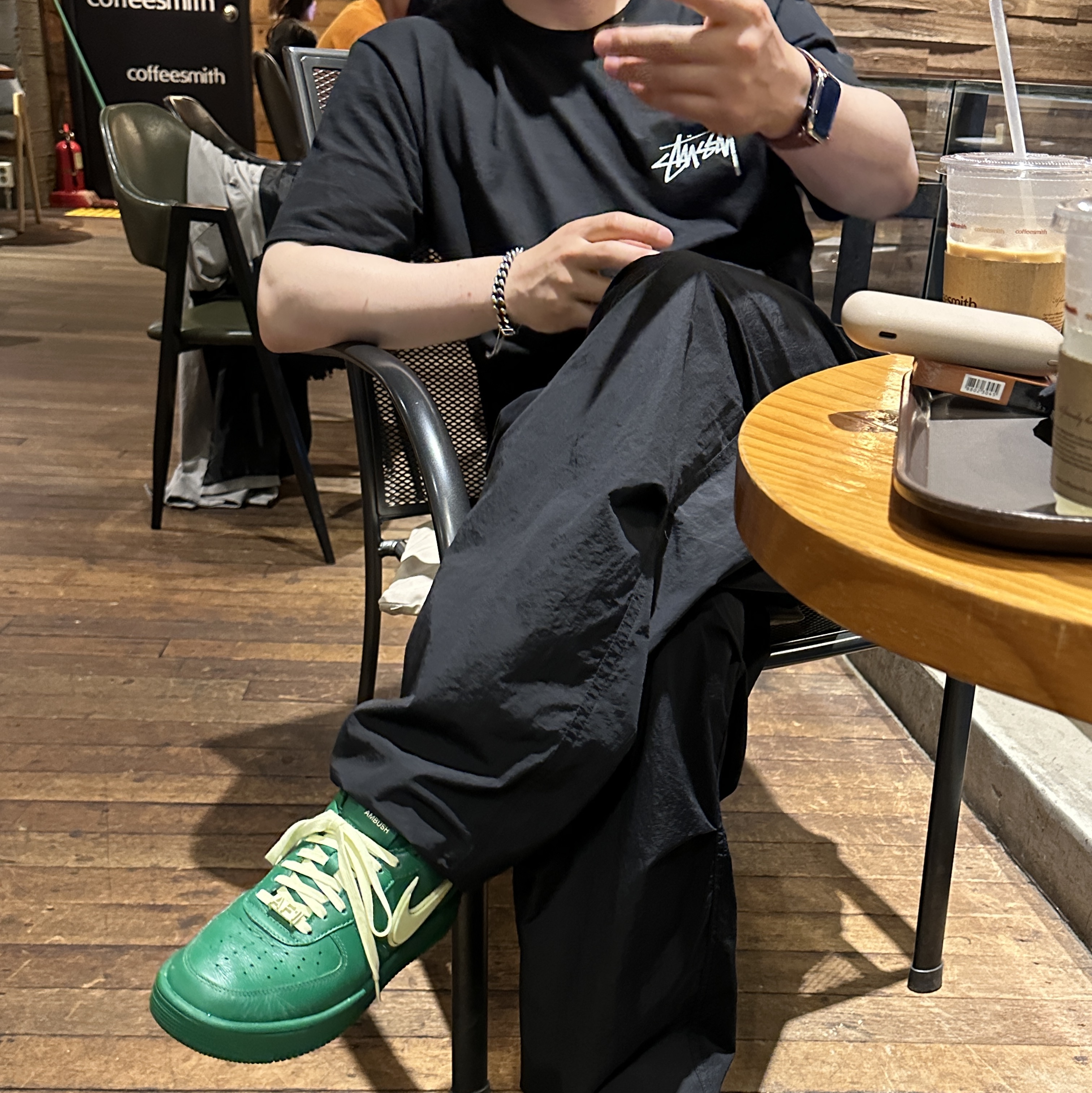Nike x Ambush Air Force 1 Low SP Pine Green and Citron 착용 스타일 - 1