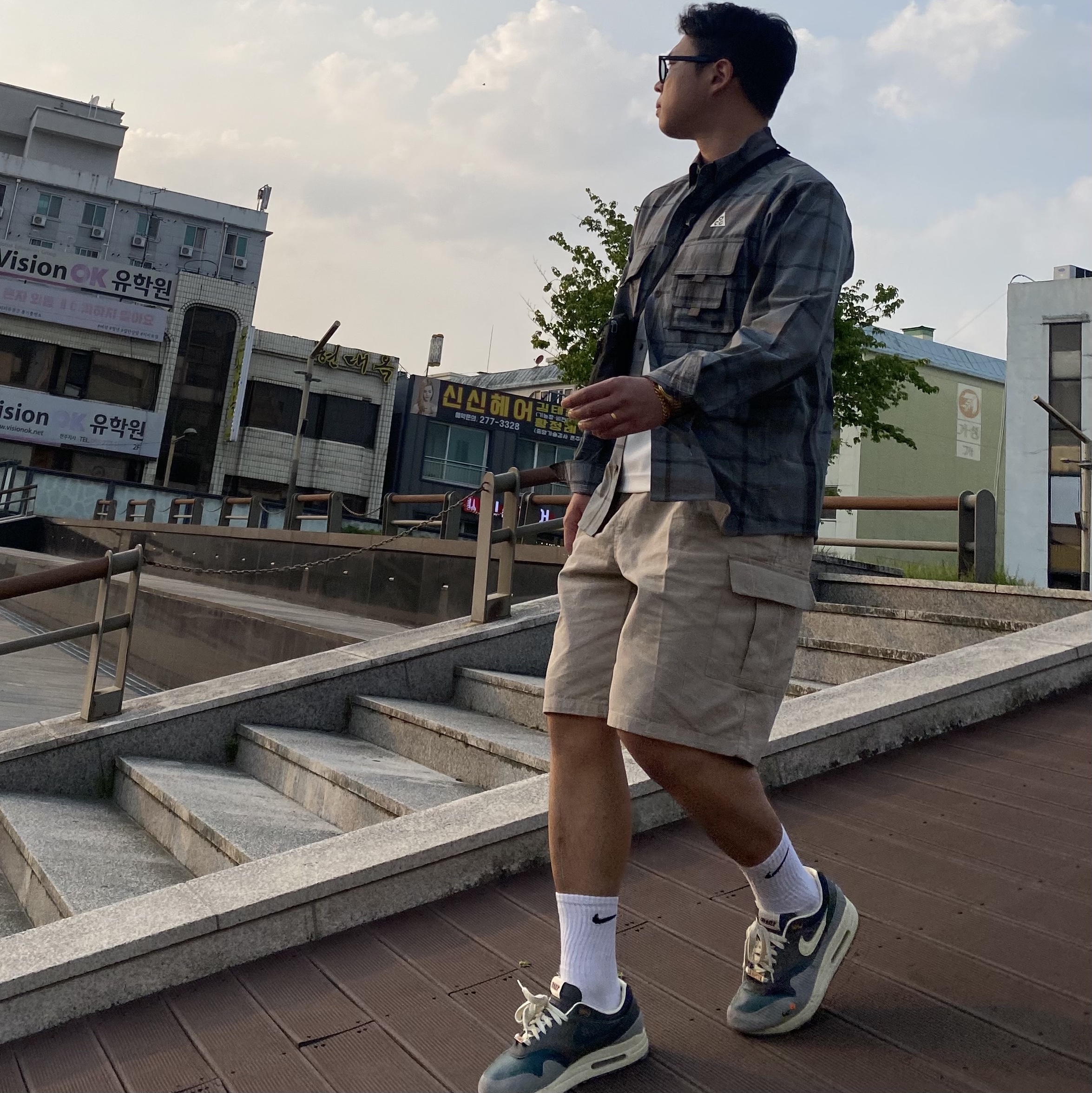 Nike ACG Dri-Fit UV Devastation Trail Shirt Smoke Grey - Asia, Nike x Kasina Air Max 1 SP Won-Ang Particle Grey 착용 스타일