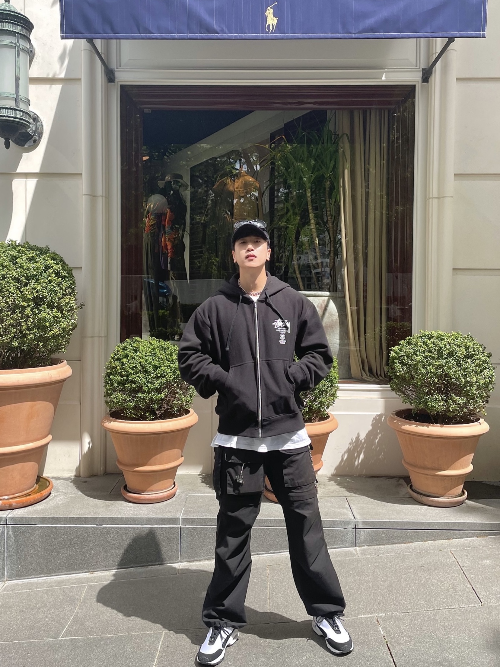 Stussy World Tour Zip Hoodie Black 2023, Project G/R Convertible Tactical Pants Black 착용 스타일 - 1