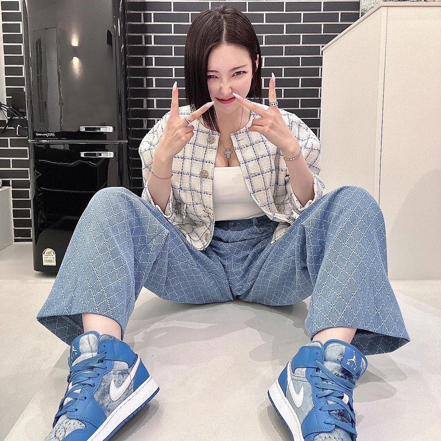 (GS) Jordan 1 Mid Dutch Blue 착용 스타일 - 1