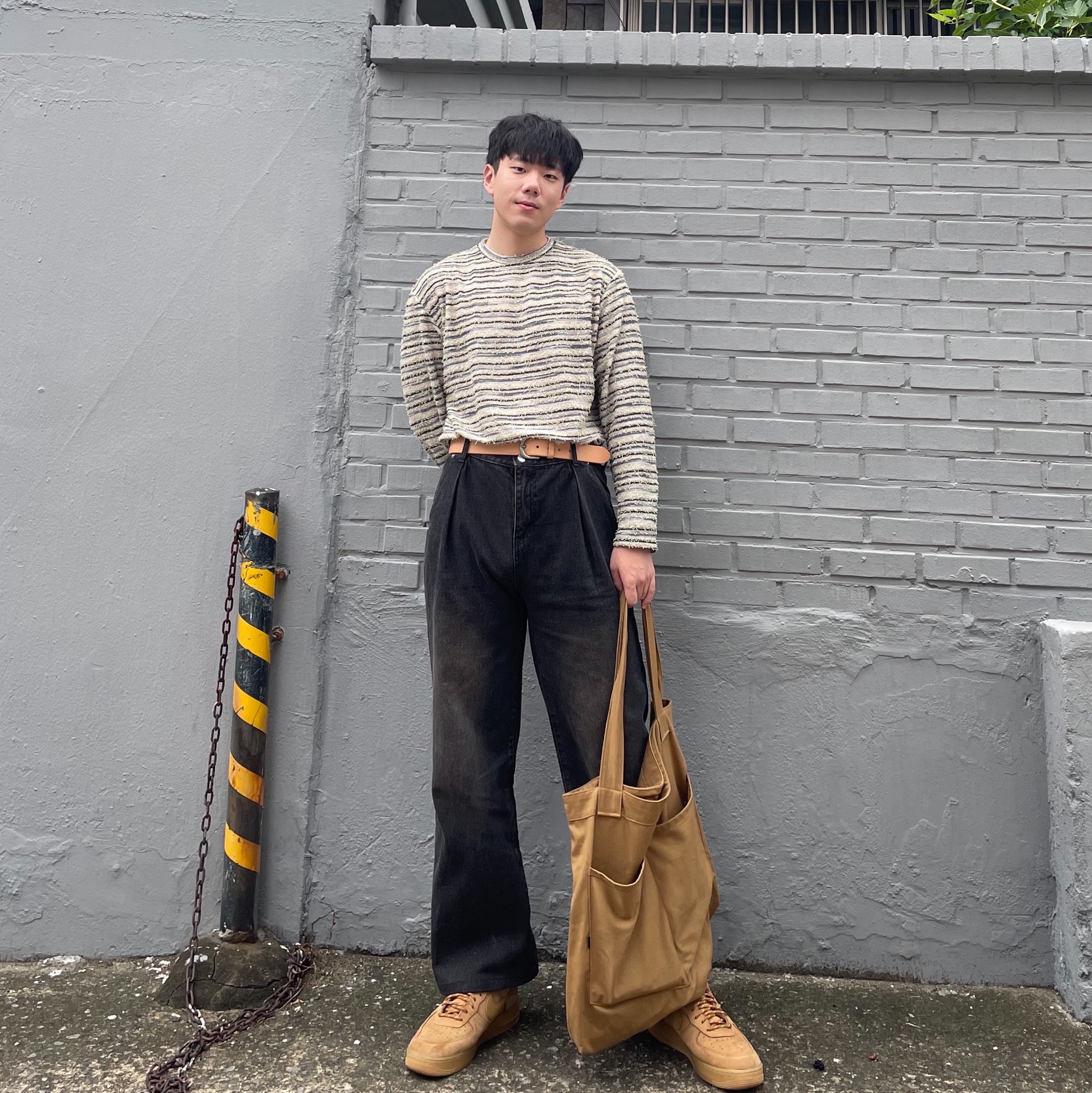 Nike Air Force 1 '07 WB Flax 착용 스타일