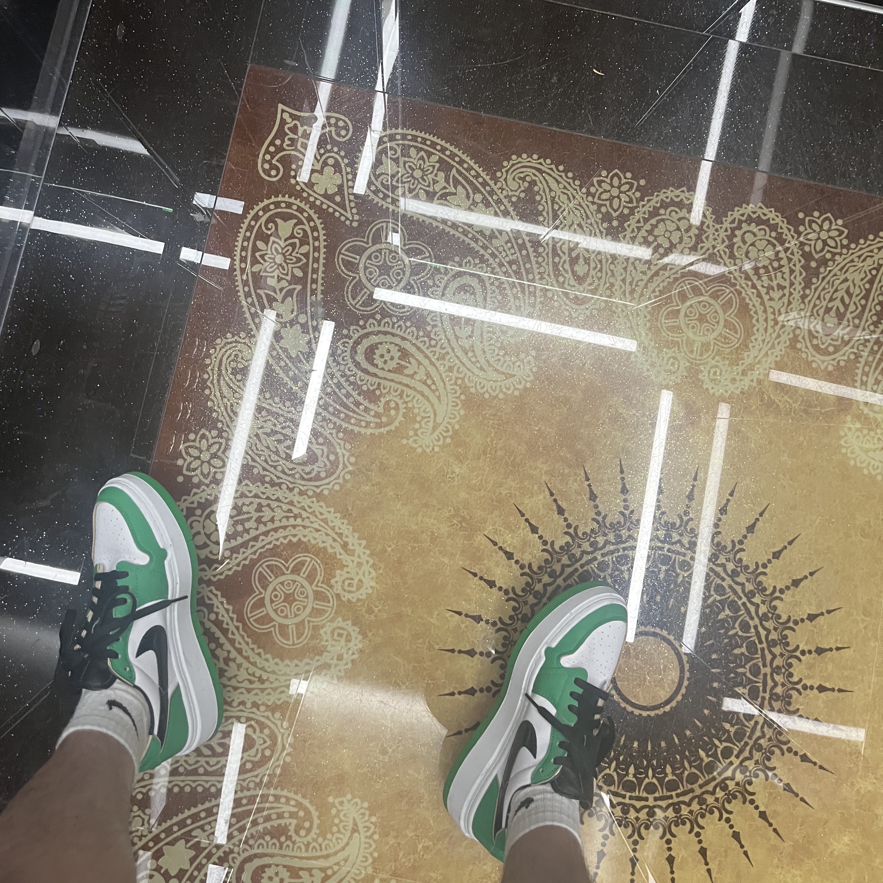 (W) Jordan 1 Elevate Low SE Lucky Green 착용 스타일