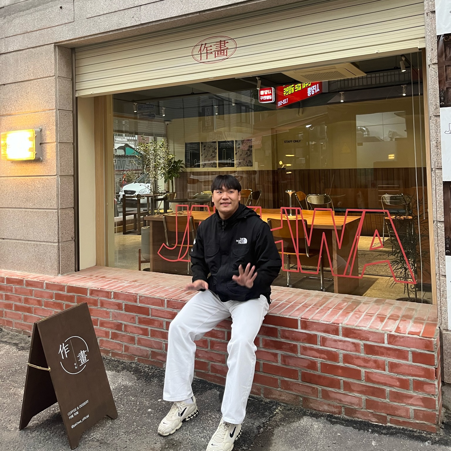 Supreme x The North Face Trekking Convertible Jacket Black - 22SS, Nike x Stussy Air Zoom Spiridon Cage 2 Fossil 착용 스타일