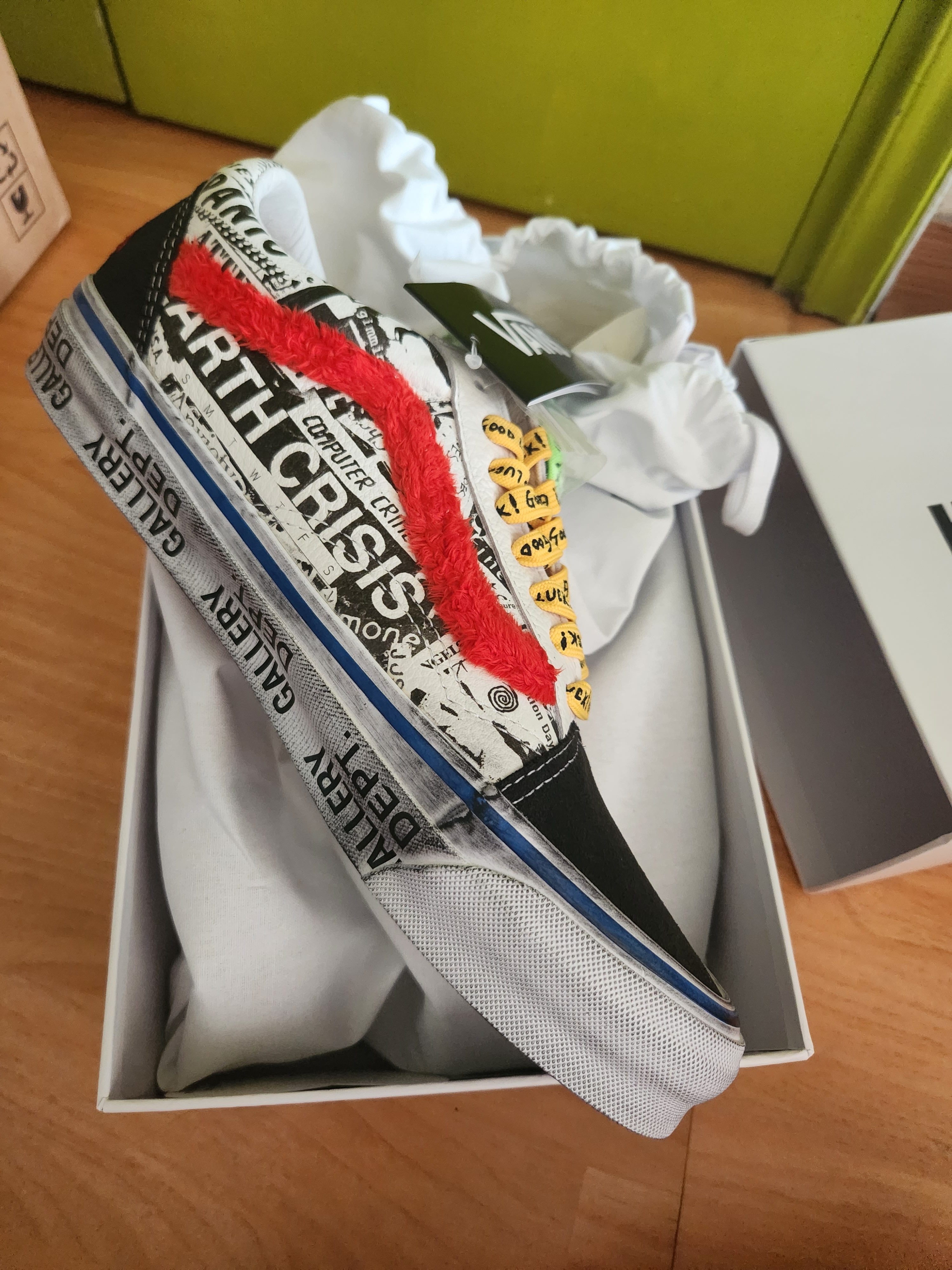 Vans Vault x Gallery Dept. OG Old Skool LX 착용 스타일