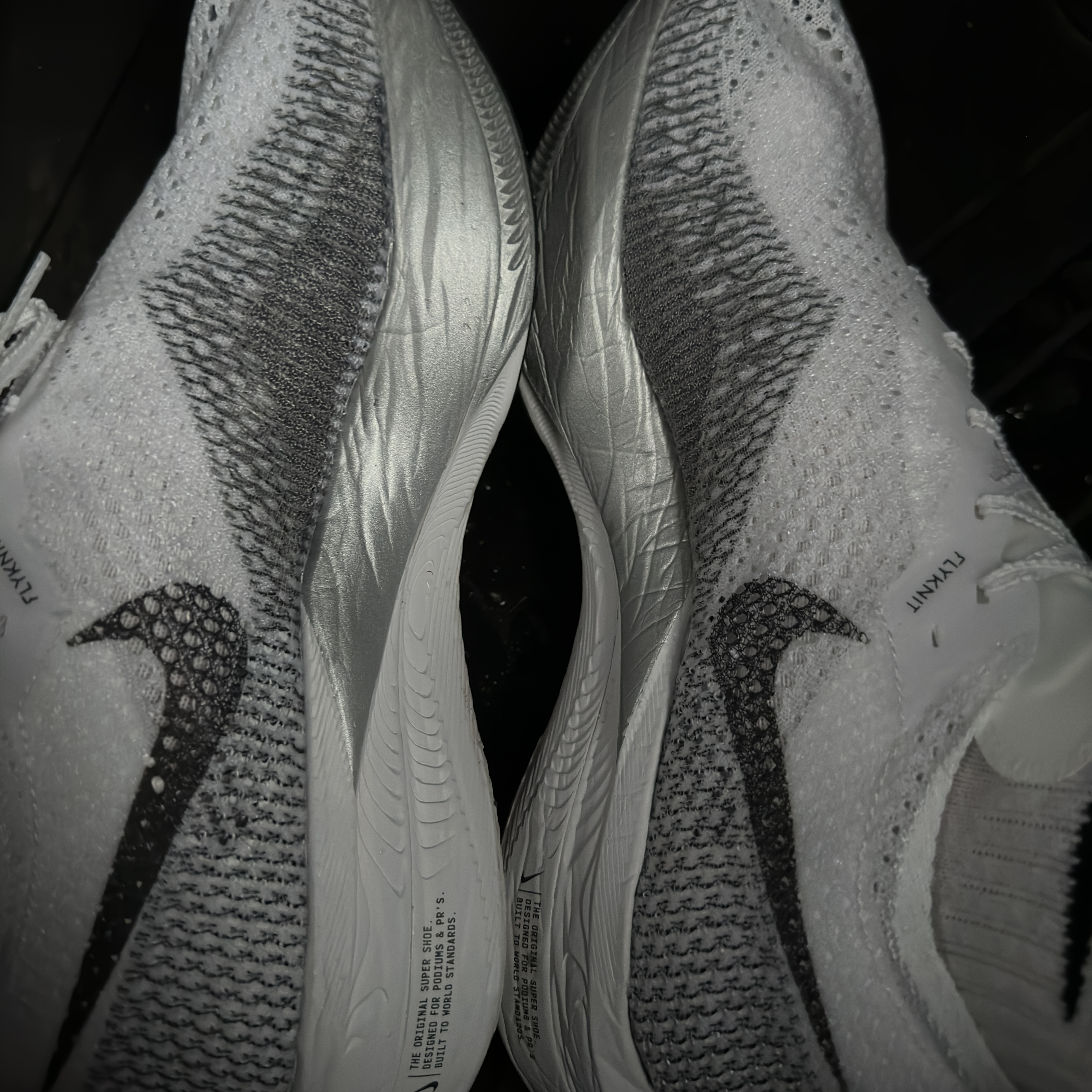 Nike ZoomX Vaporfly Next% 3 White Grey 착용 스타일