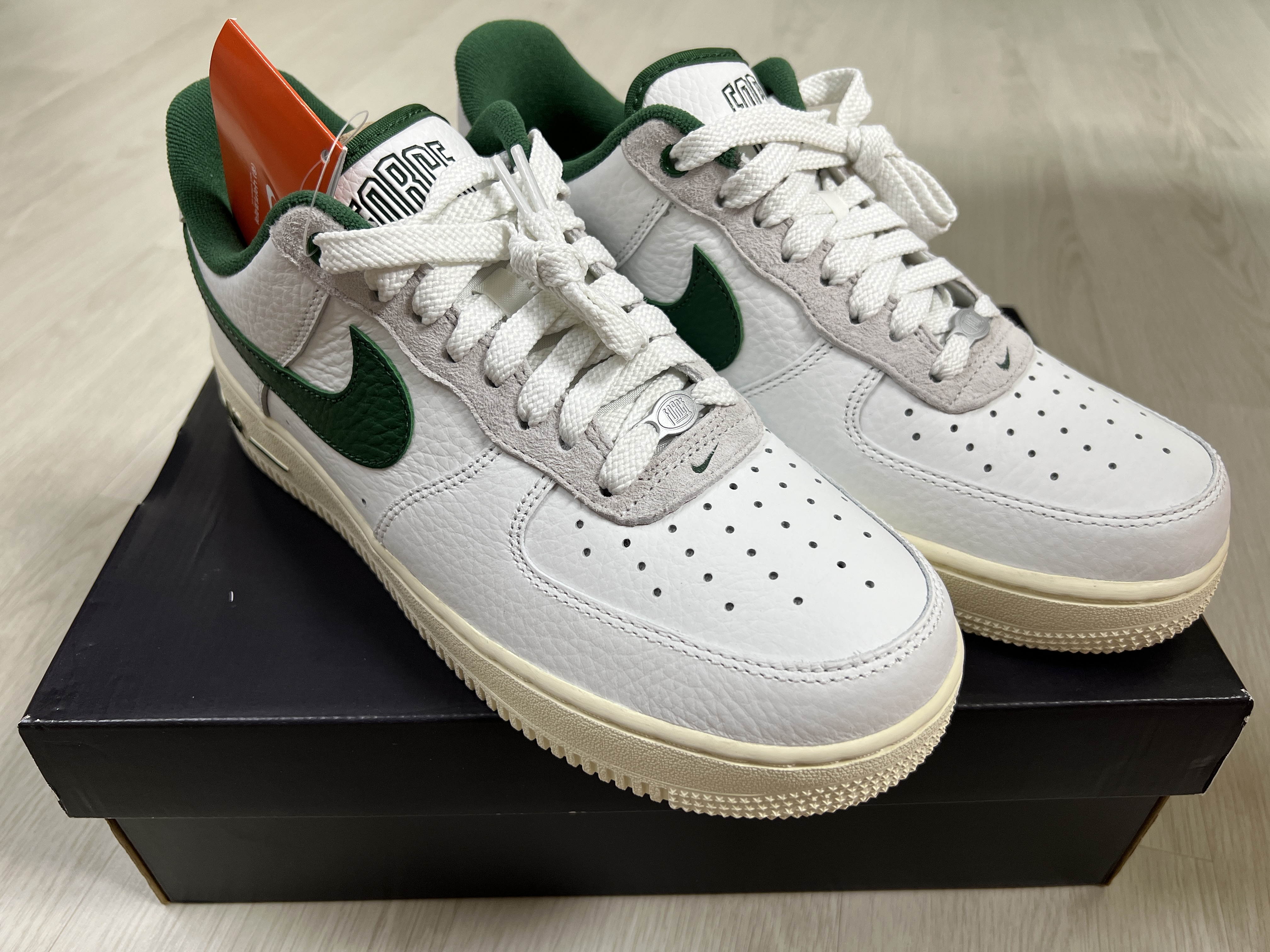 (W) Nike Air Force 1 '07 LX Summit White Gorge Green 착용 스타일
