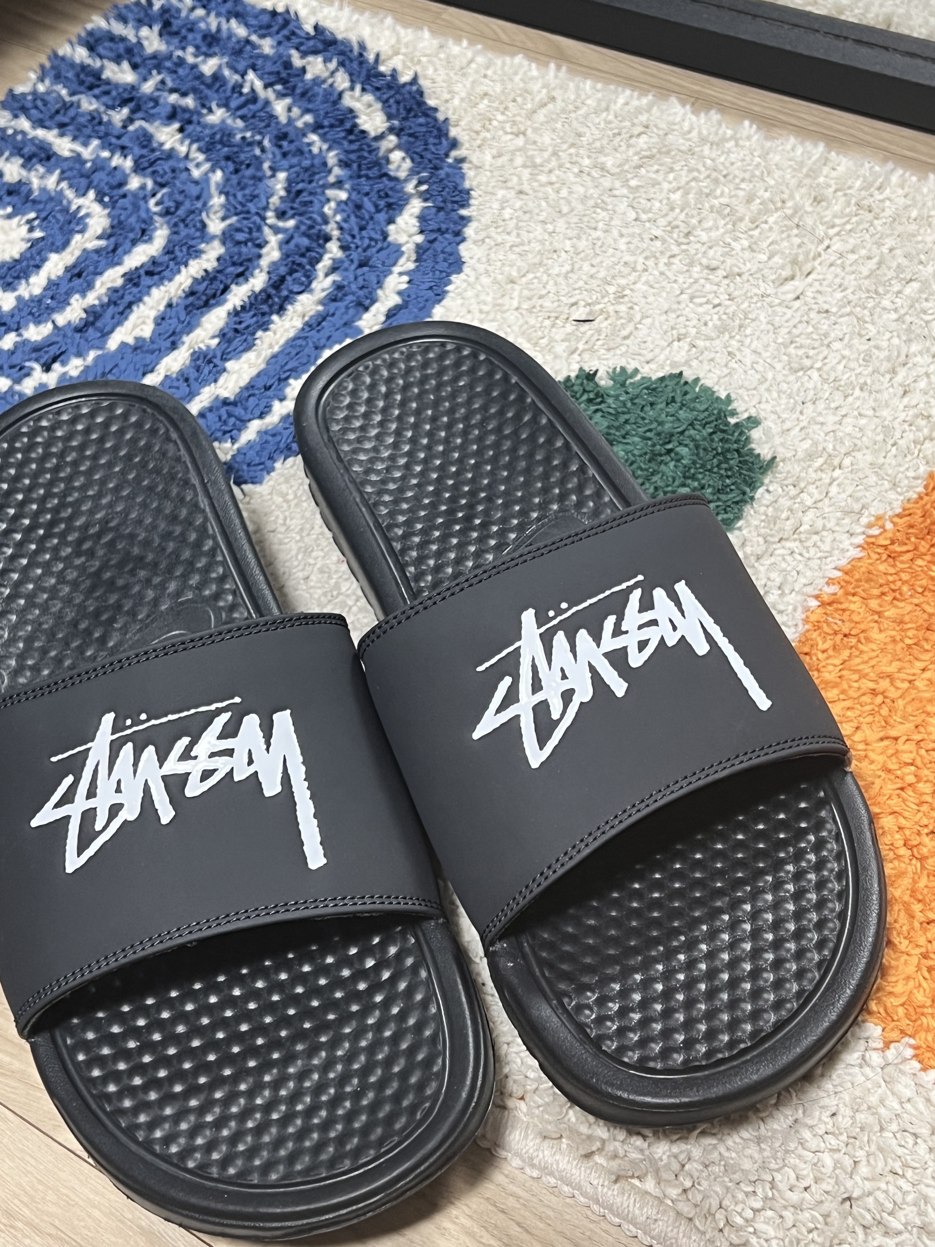 Nike x Stussy Benassi Slide Off Noir 착용 스타일