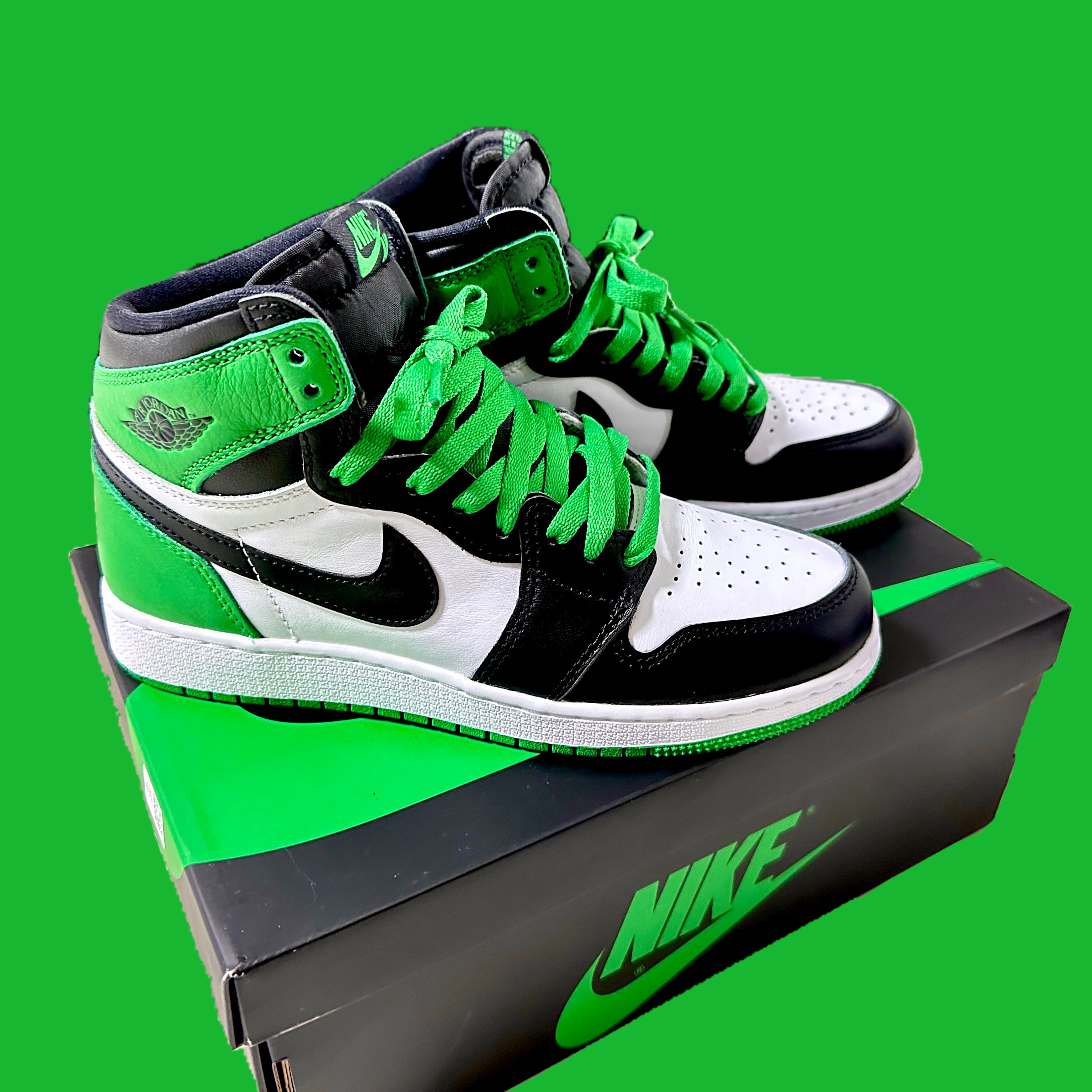 (GS) Jordan 1 Retro High OG Black and Lucky Green 착용 스타일