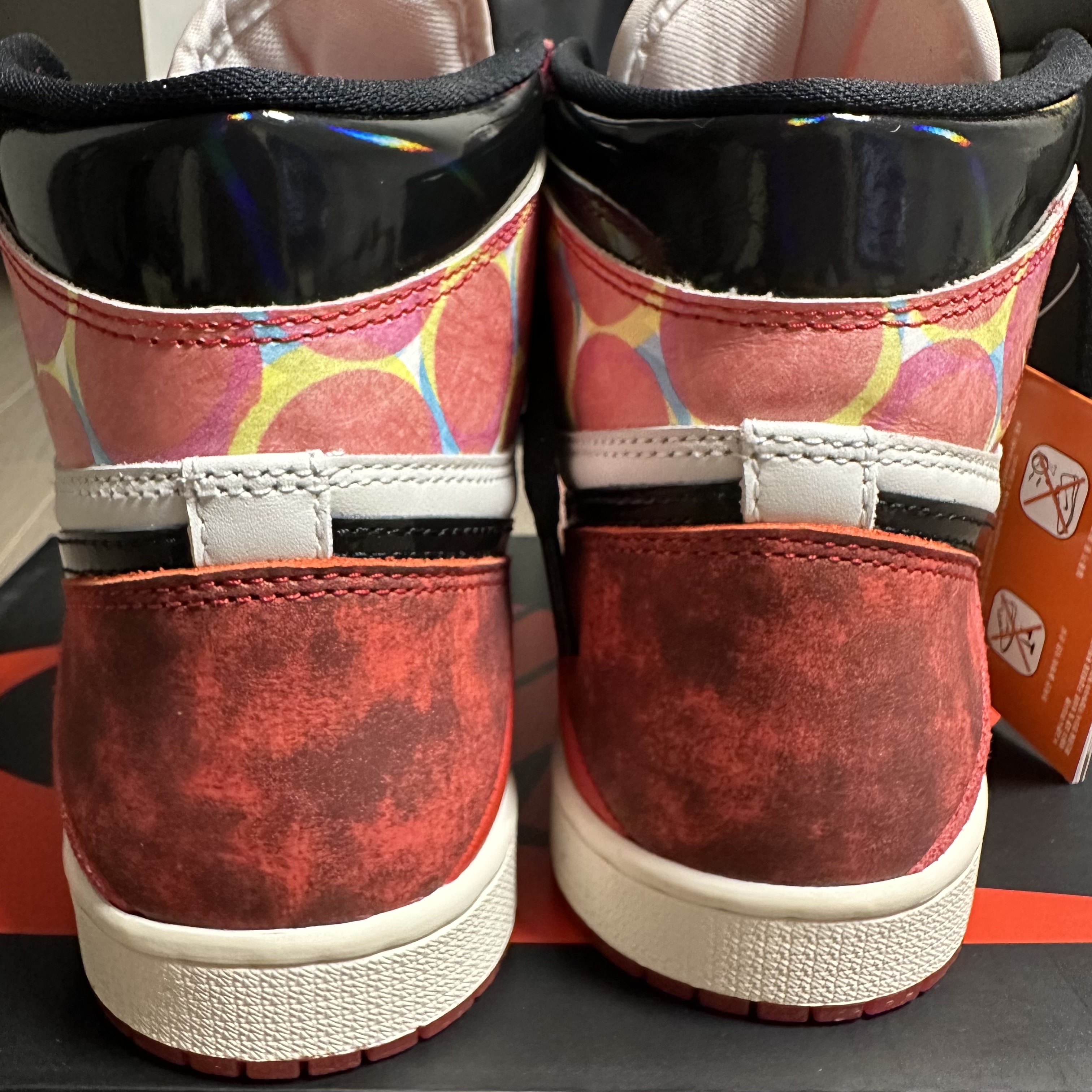 Jordan 1 Retro High Spider-Man Next Chapter 착용 스타일 - 4