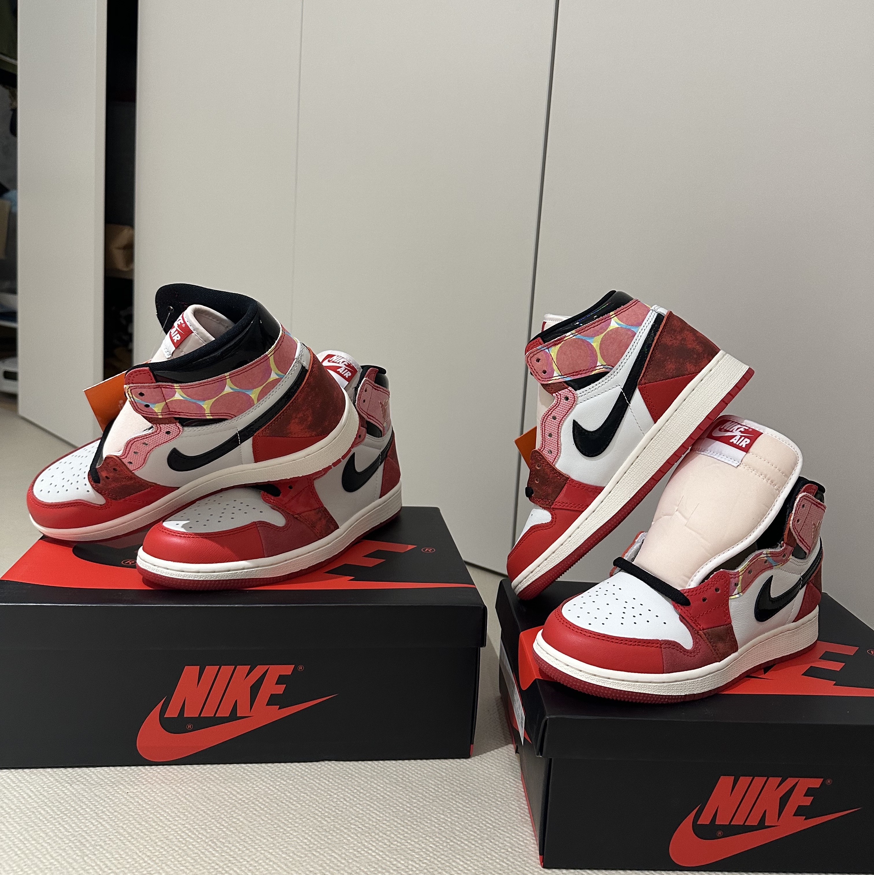 Jordan 1 Retro High Spider-Man Next Chapter, (GS) Jordan 1 Retro High Spider-Man Next Chapter 착용 스타일