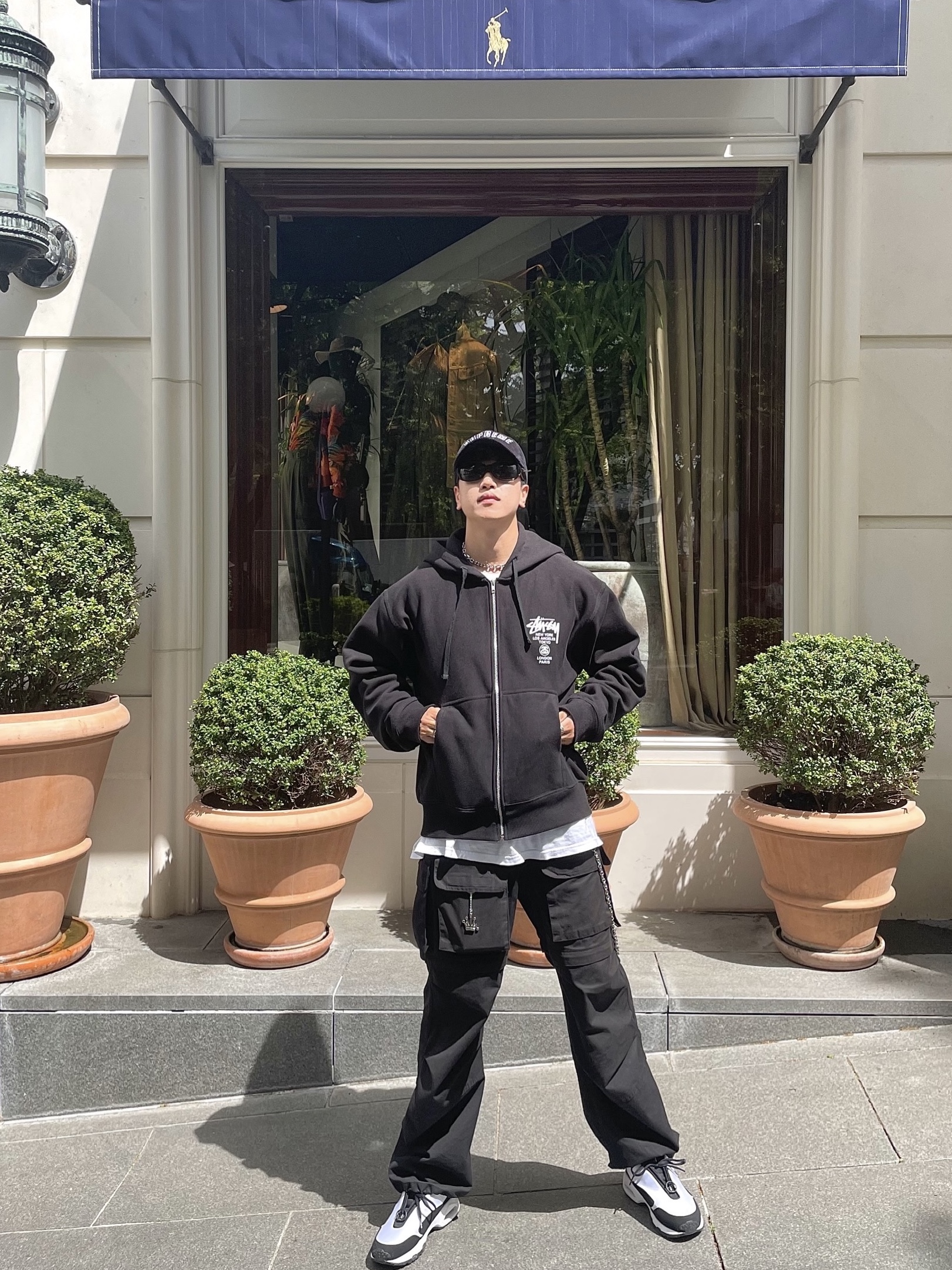Stussy World Tour Zip Hoodie Black 2023, Project G/R Convertible Tactical Pants Black 착용 스타일 - 2
