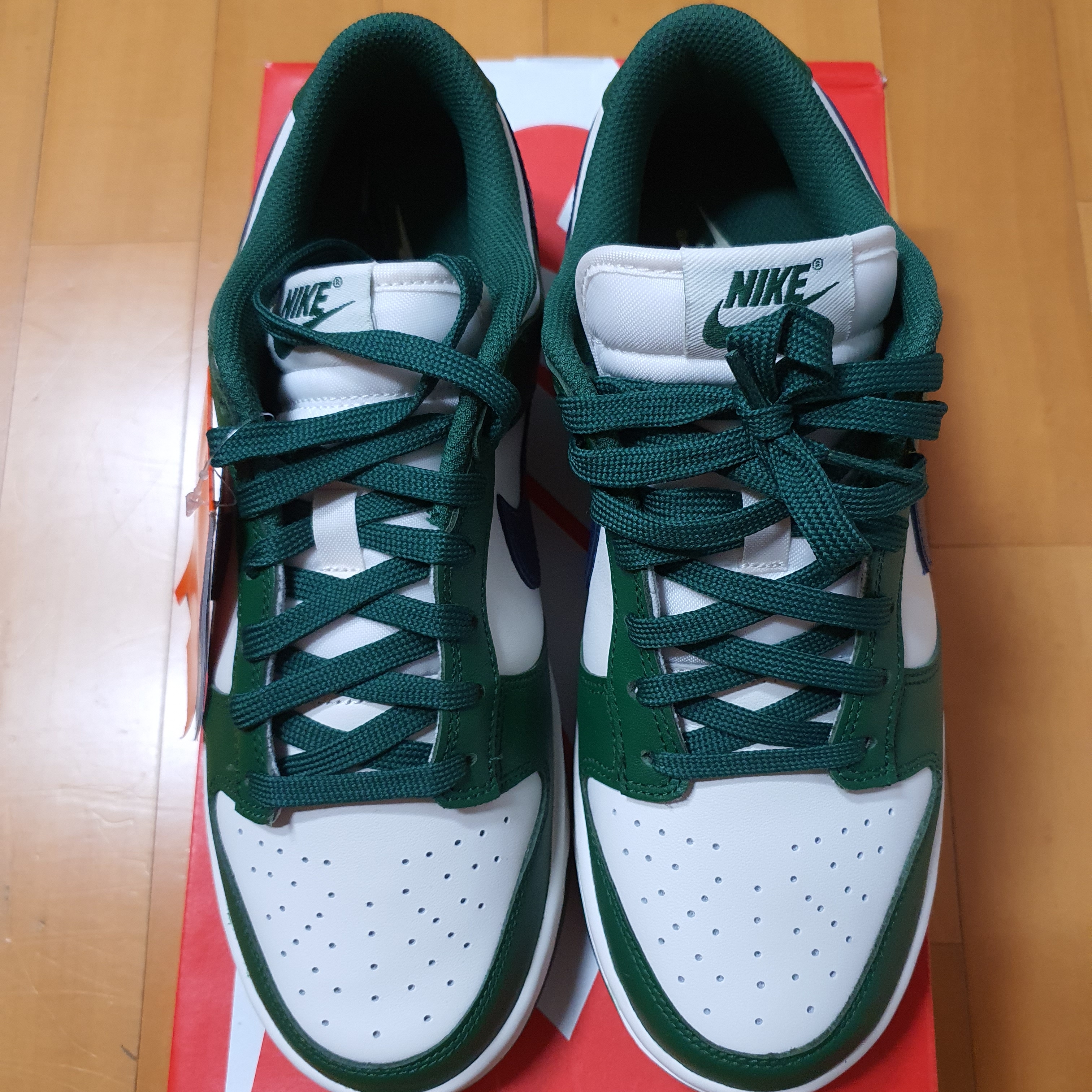 (W) Nike Dunk Low Gorge Green 착용 스타일